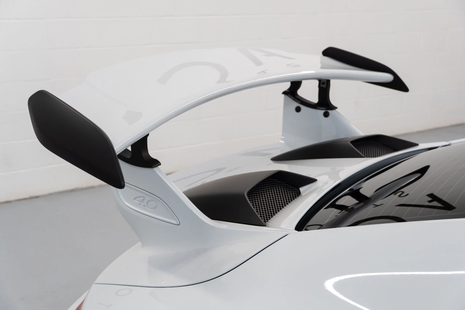 mph007_3890233896_Used_2018_Porsche_911_GT_3_1761338544_7b8989fe92