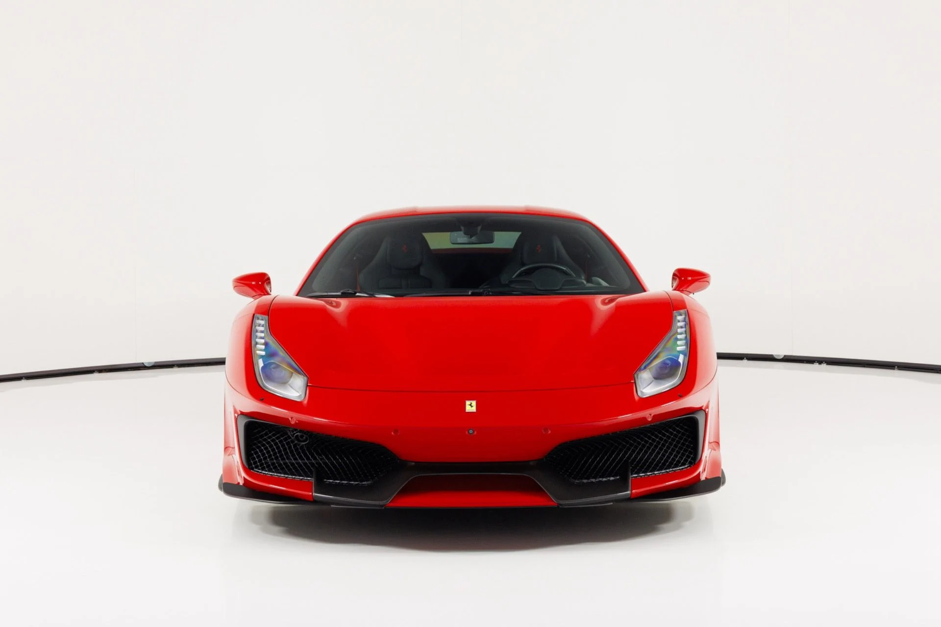 mph007_3891185591_Used_2019_Ferrari_488_Pista_1780072971_1a564a715d