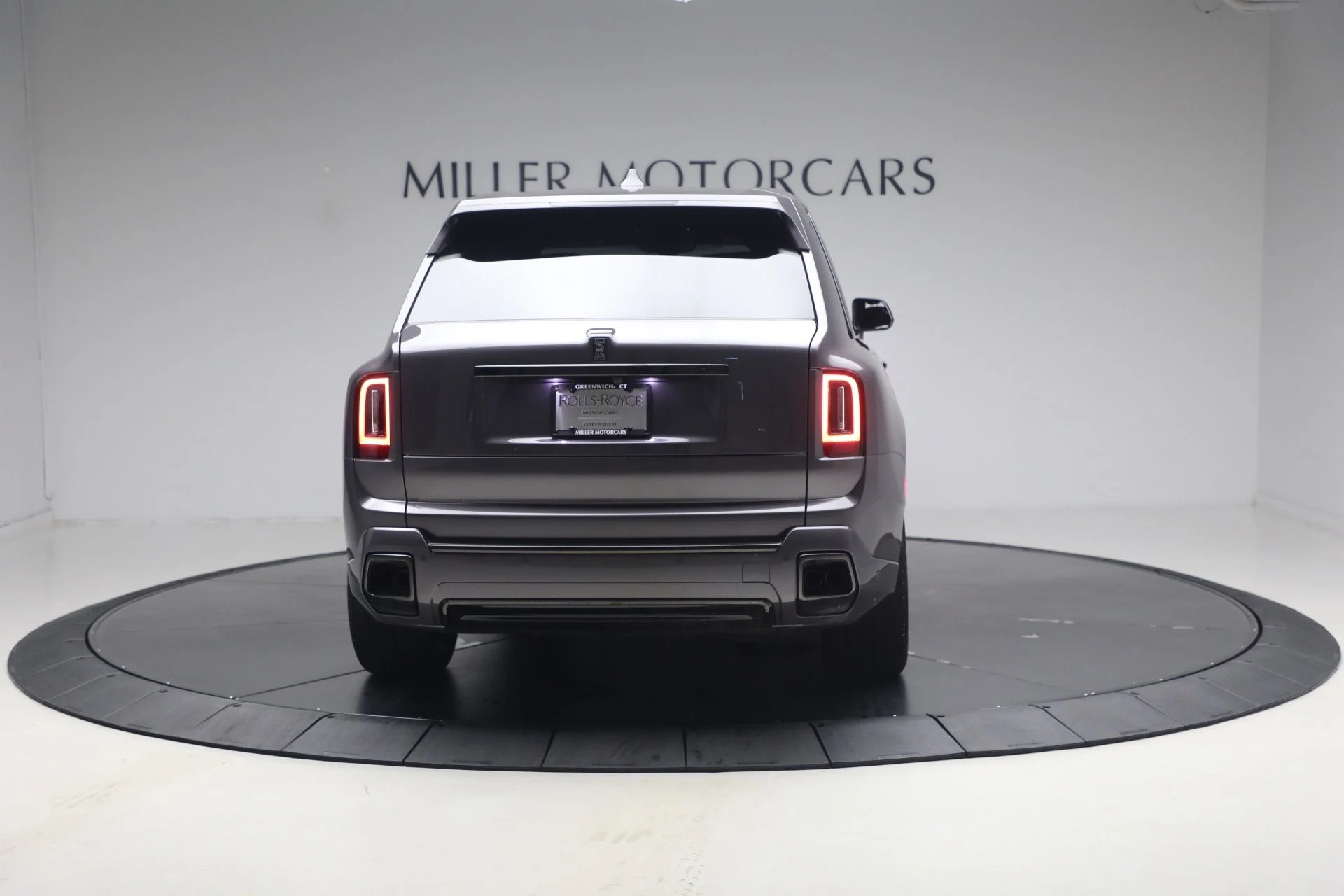 mph007_3891469078_New_2027_Rolls_Royce_Black_Badge_Cullinan_6c200f2ad8