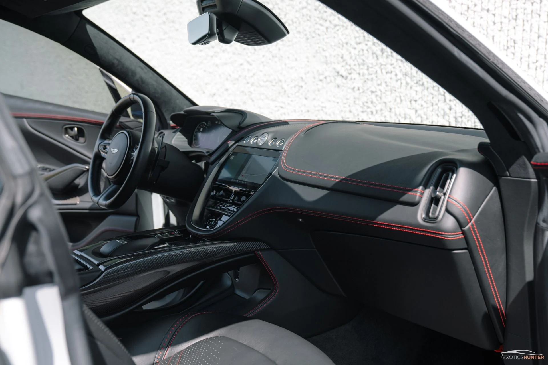 mph007_389617051_Used_2021_Aston_Martin_DBX_225_K_MSRP_in_AML_Special_Paint_Black_Pack_DB_Elegance_Pack_1741980813_3a928352de