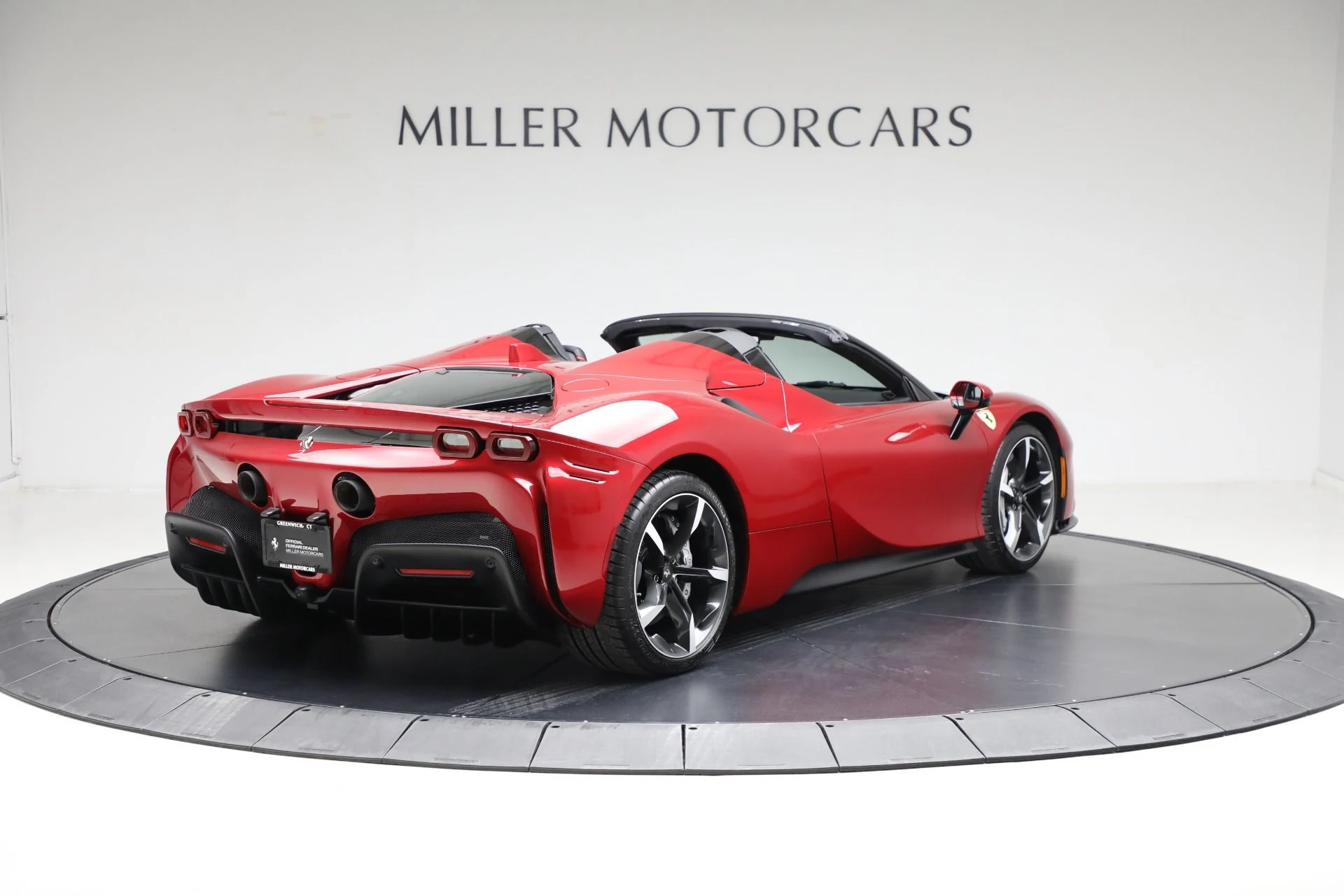 mph007_3913401514_Used_2024_Ferrari_SF_90_Spider_1737993518_557e9ed211