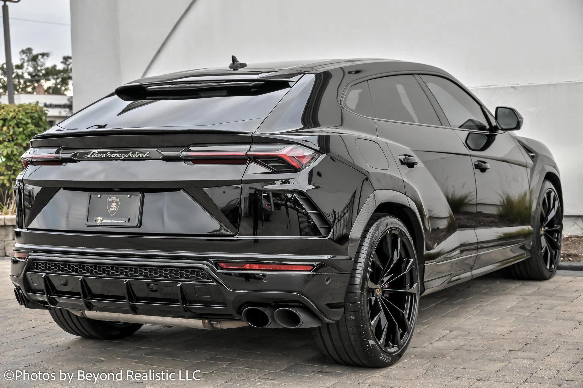 mph007_3919830432_Used_2022_Lamborghini_Urus_1760342207_9cdcb84895