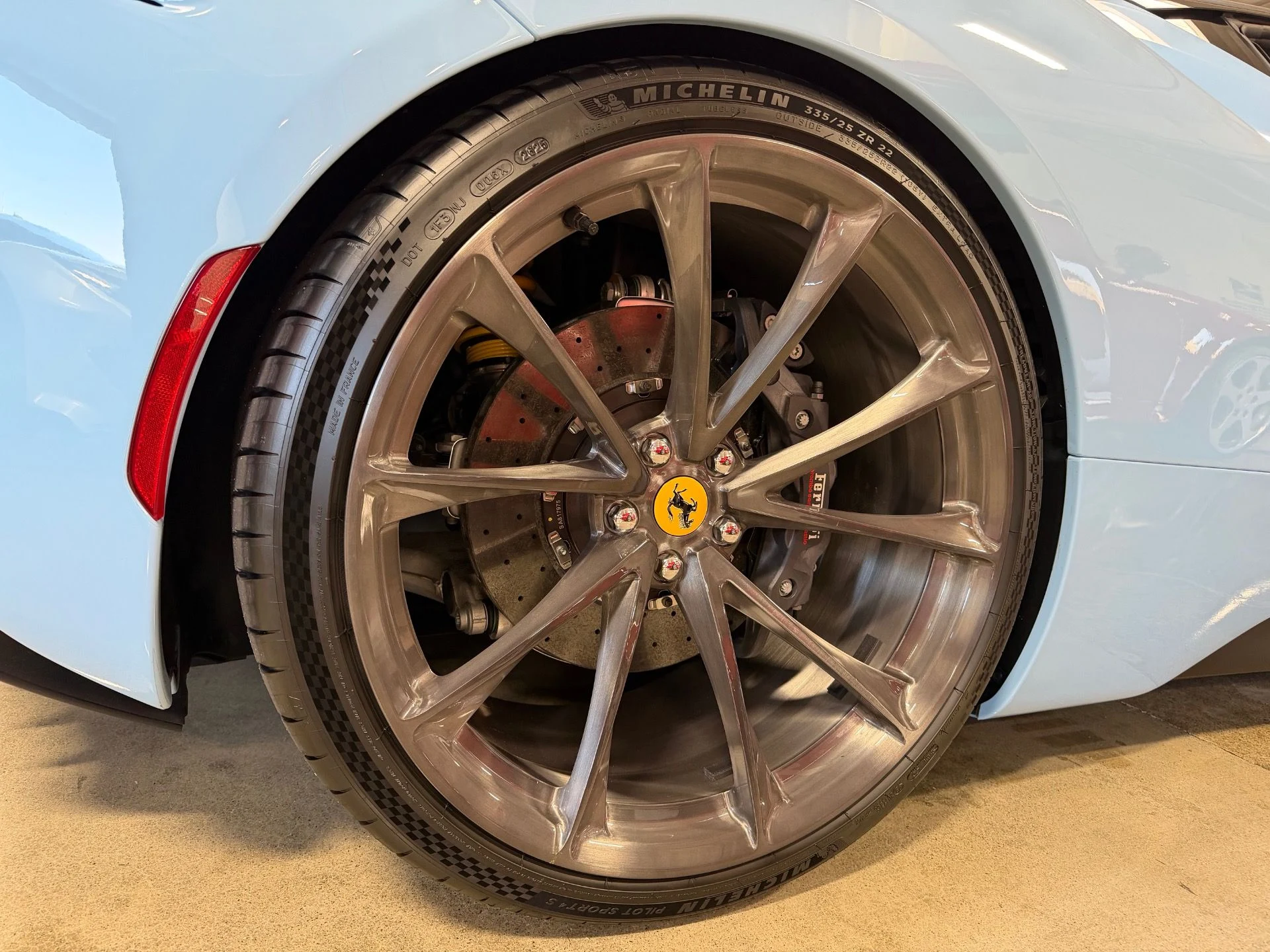 mph007_391989812_13031_p8_l_6902764342