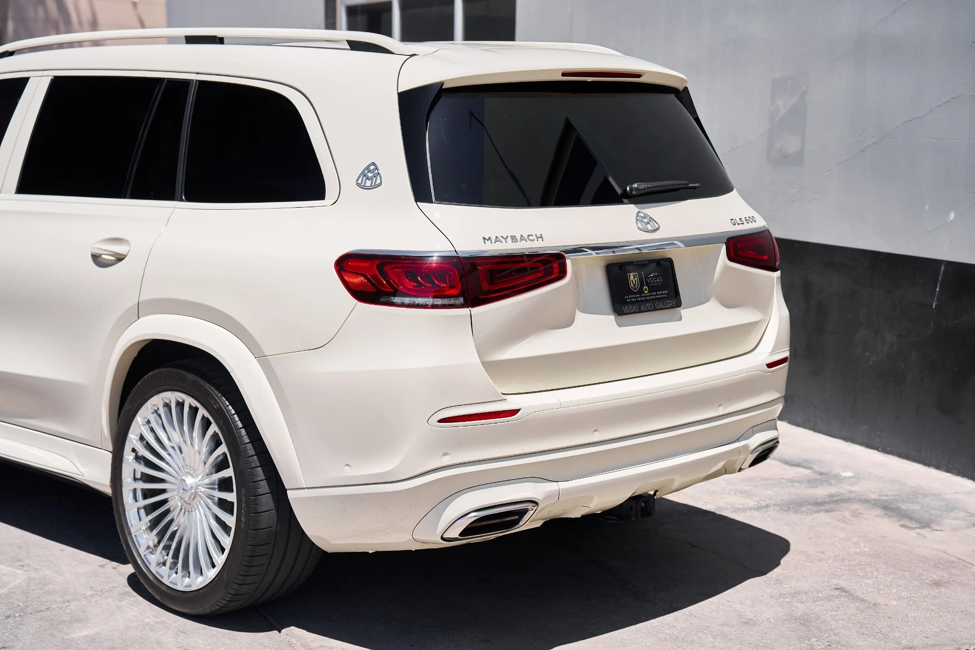 mph007_39199944_Used_2021_Mercedes_Benz_GLS_Maybach_GLS_600_1750720841_2d9efa7c87