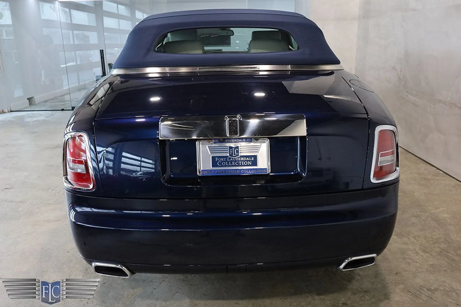 mph007_392129714_used_2013_rolls_royce_phantom_coupe_2drdrophead_9689_22930572_8_1024_2f36c5f83b