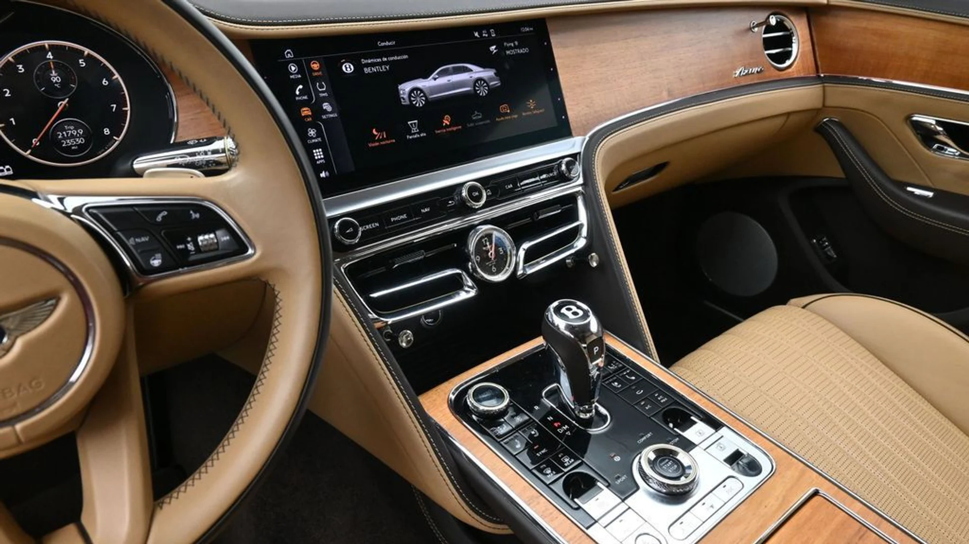 mph007_3926347762_1a6cf40cc0dc4c80be2ad38e5920ac1bx_c555ed92f4