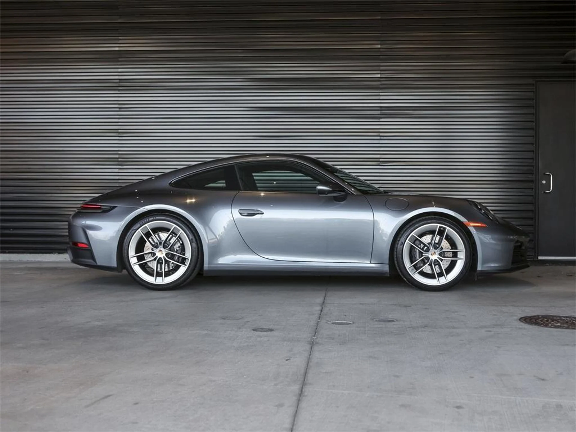 mph007_3937885803_vf_Tg_Y7bau_Fts6jjt4_Rg_Ve_Qhwsb8_7d0db40675