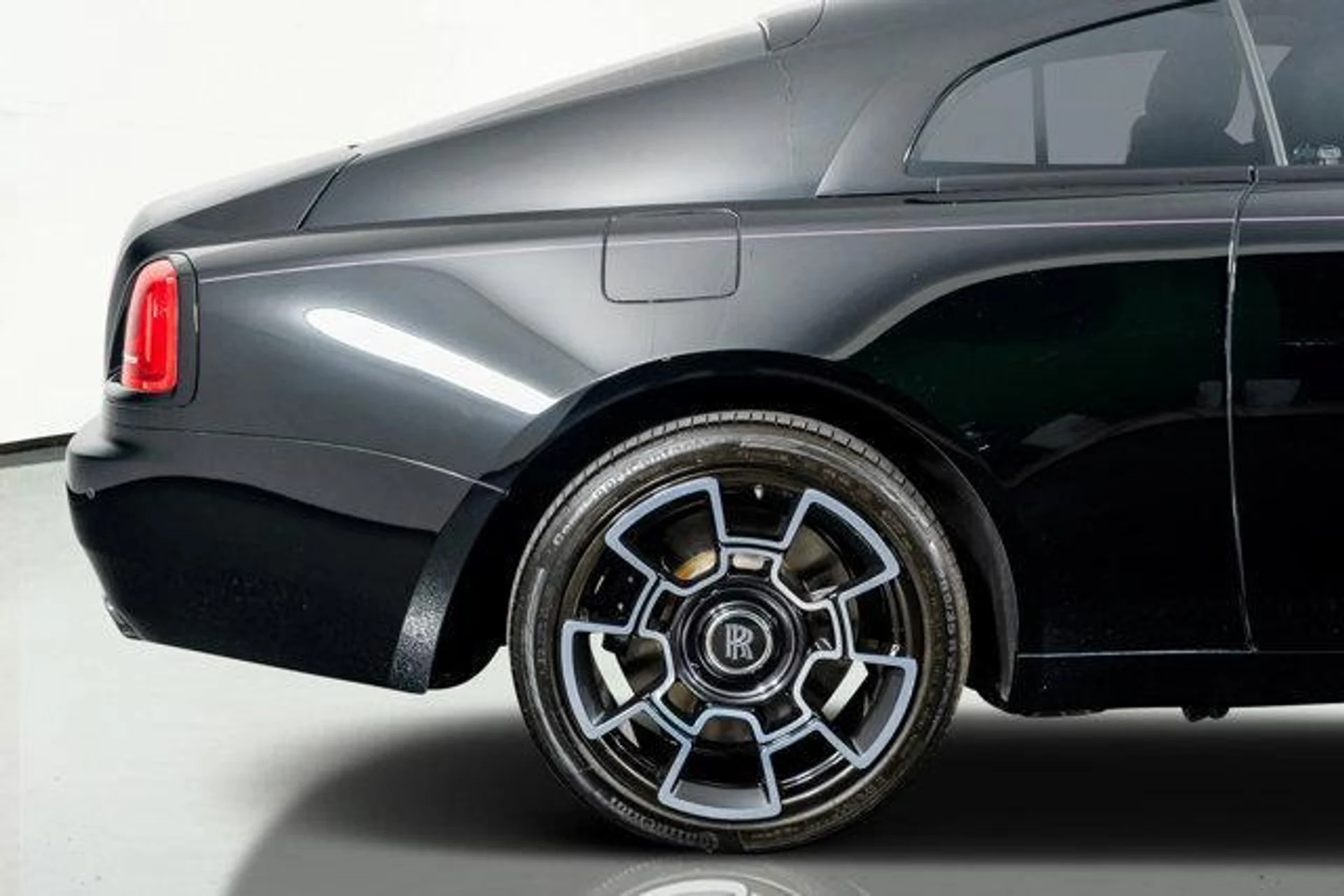 mph007_3944083362_0g_F5k_Xzc_DAGQ_0_V61_Zs_Wm_QAMF_Io_9e2f377b60