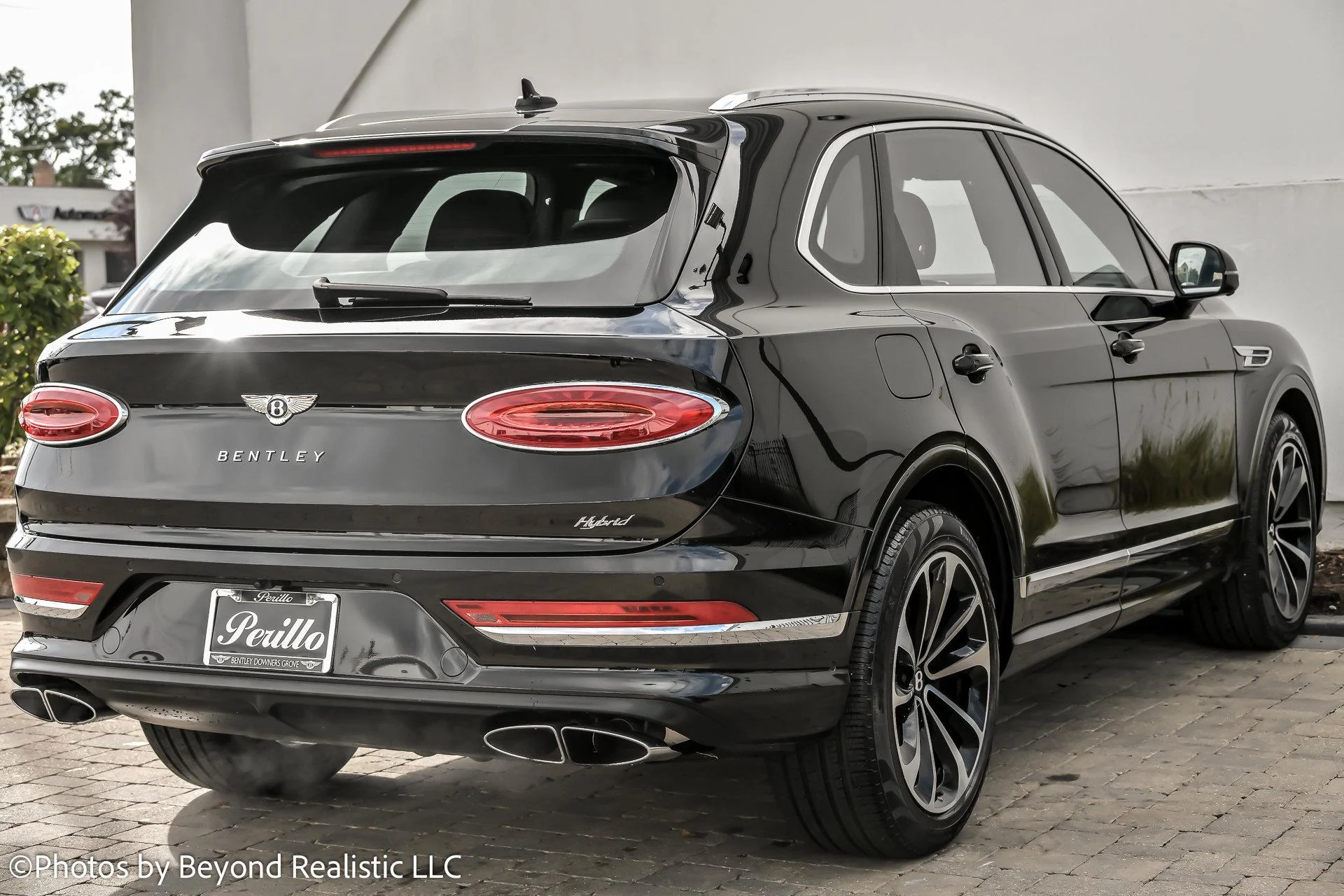 mph007_3950472418_Used_2024_Bentley_Bentayga_Hybrid_1759997514_ce1d605ae2