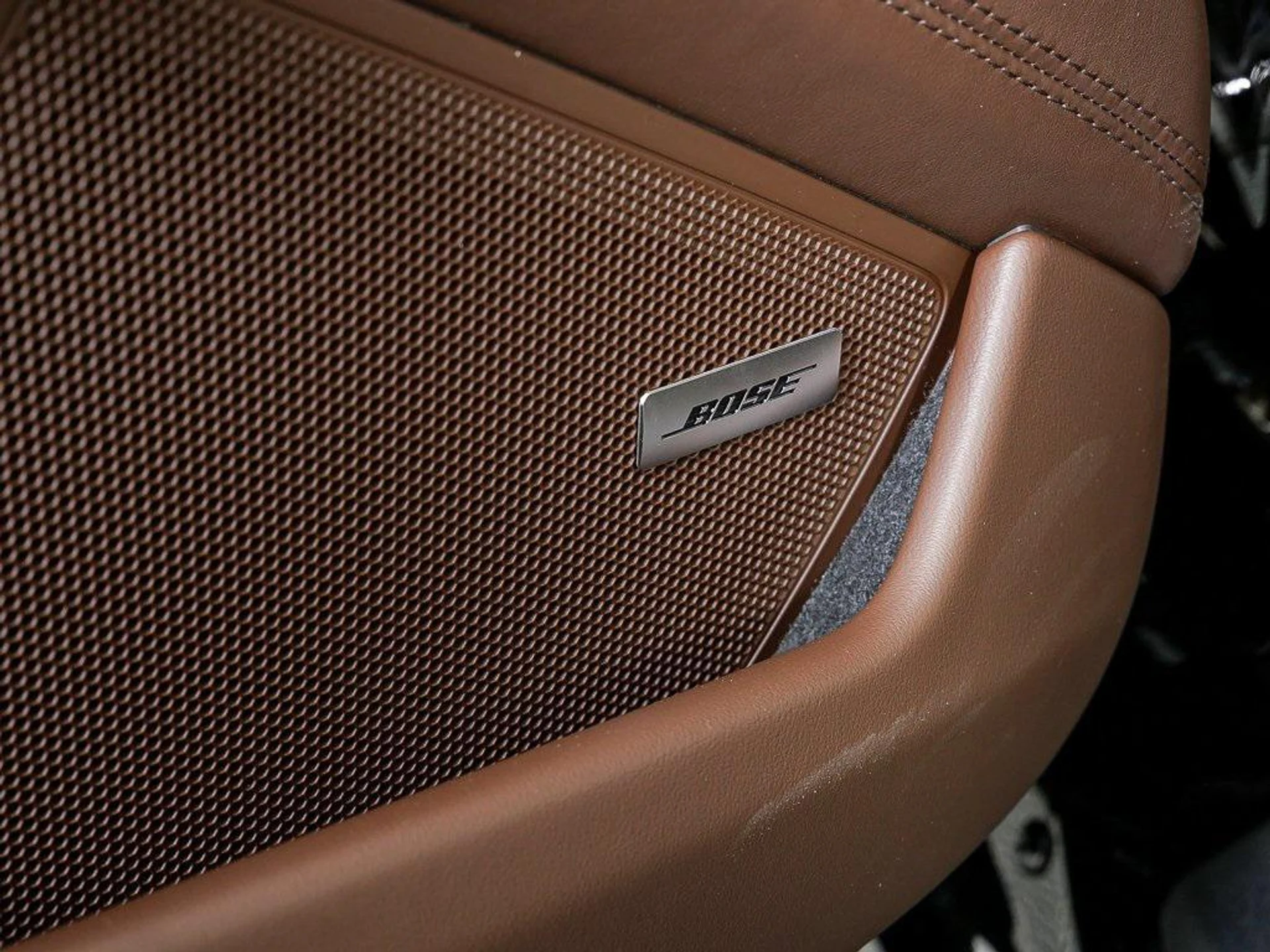 mph007_3950545772_c_Dm7qxga_K_Niv5_F2_Y0f2_Lp_H_Pfa_M_af0ca91da8