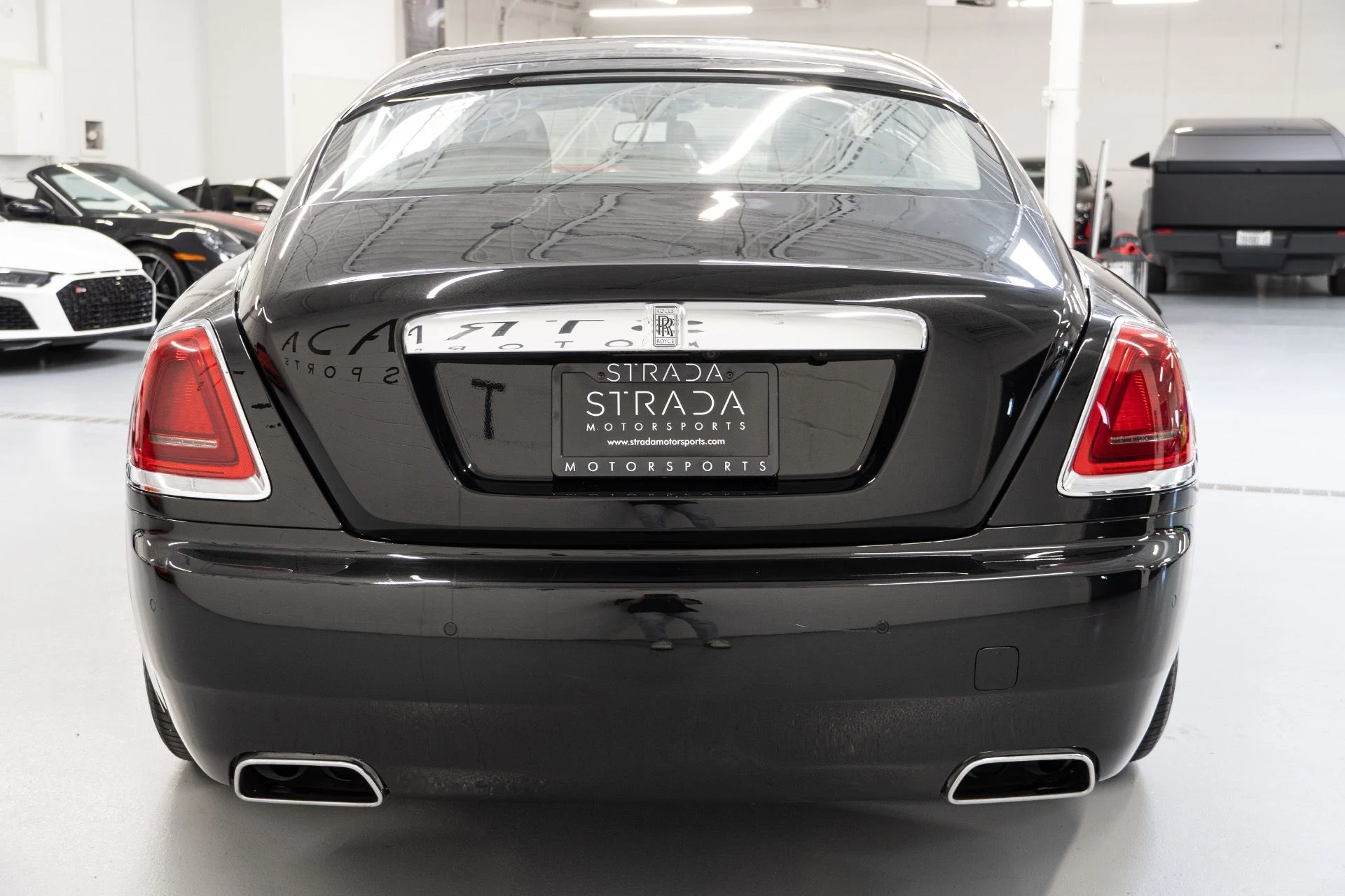 mph007_3962248107_Used_2017_Rolls_Royce_Wraith_1760029536_0b6426b453