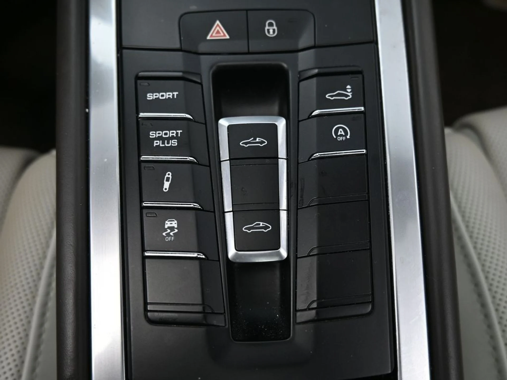 mph007_3964837243_493a7dd13fec93487f24e3304765e55c_aae6e28854