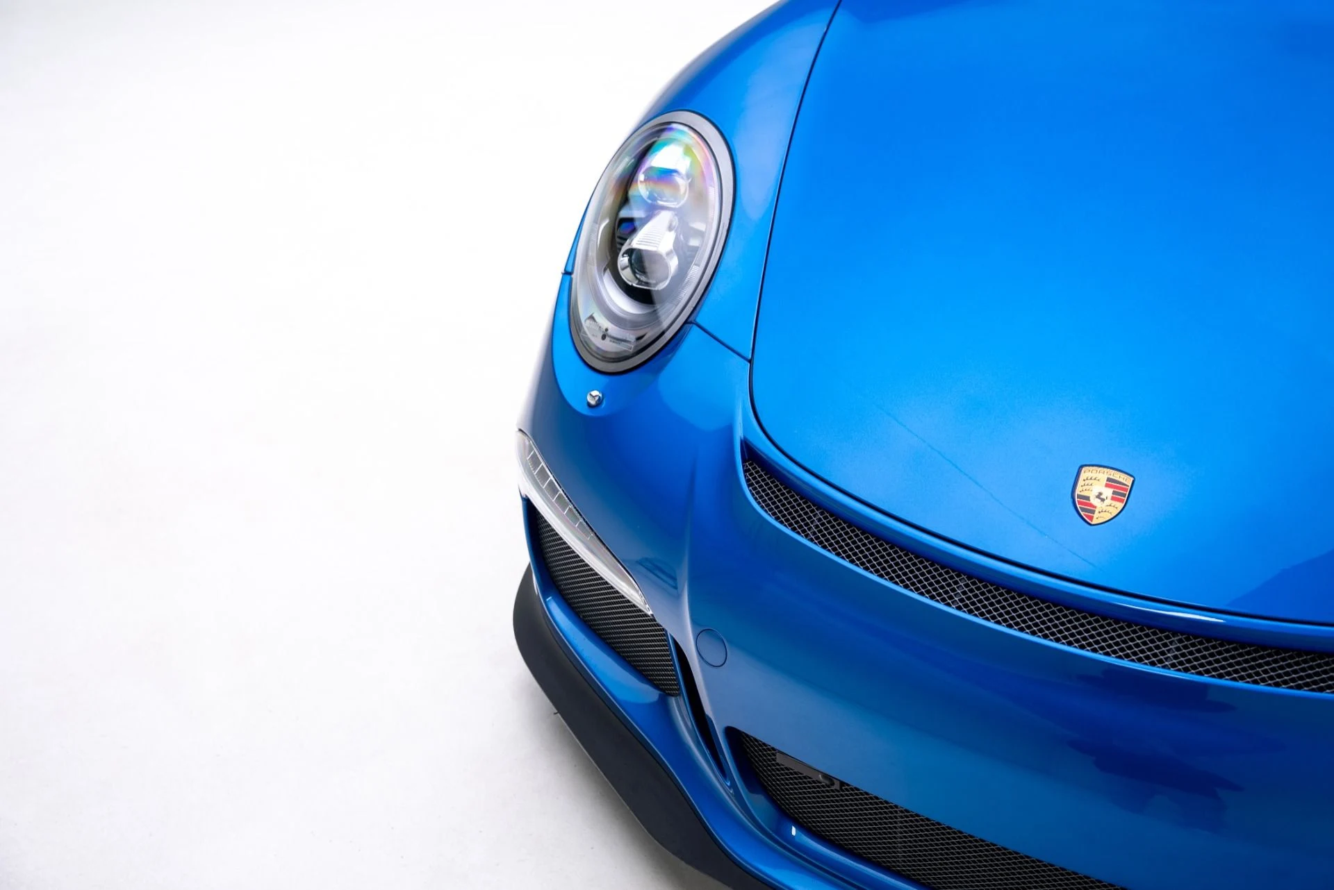 mph007_3966103704_Used_2015_Porsche_911_GT_3_1768869479_a39437f0ba