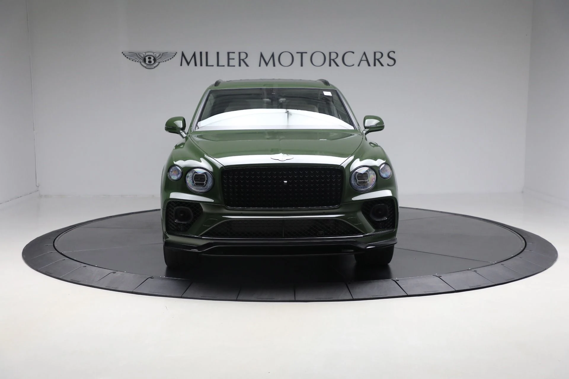 mph007_3977475427_Used_2023_Bentley_Bentayga_EWB_Azure_V8_7bb3c32797