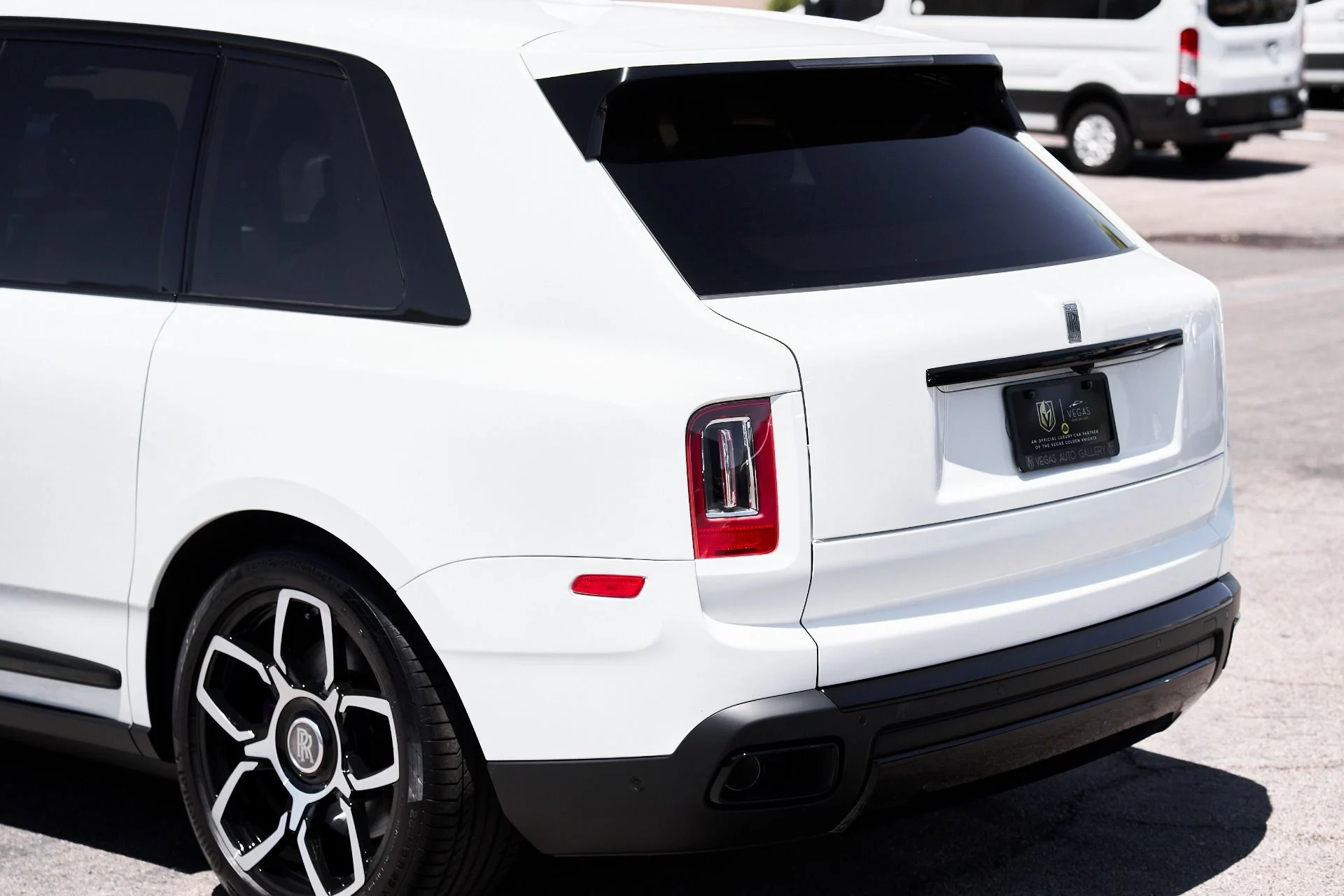 mph007_398175441_Used_2024_Rolls_Royce_Cullinan_Base_1754099306_36b086a196