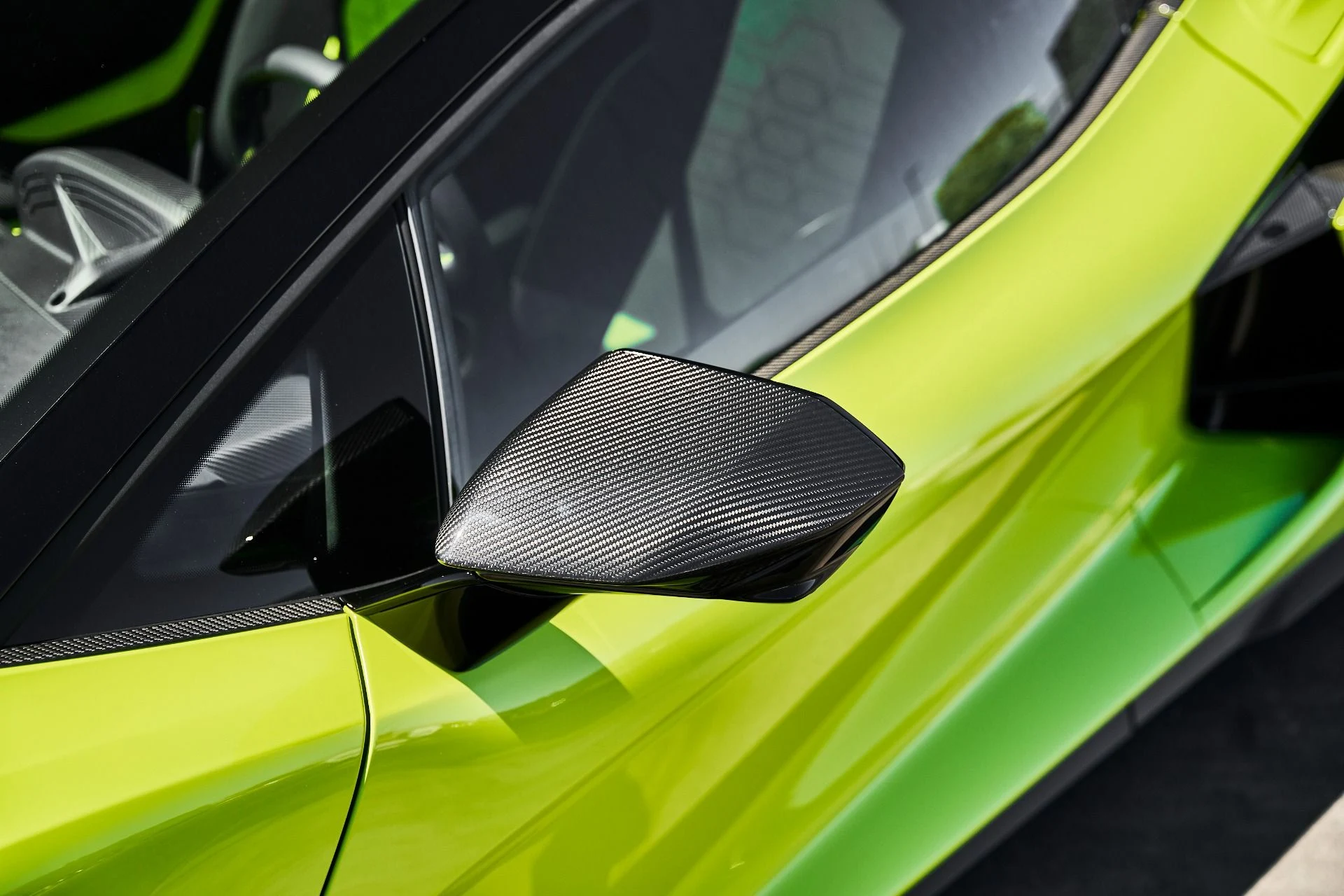 mph007_398963861_Used_2026_Lamborghini_Revuelto_Base_1788485561_57b62bda81