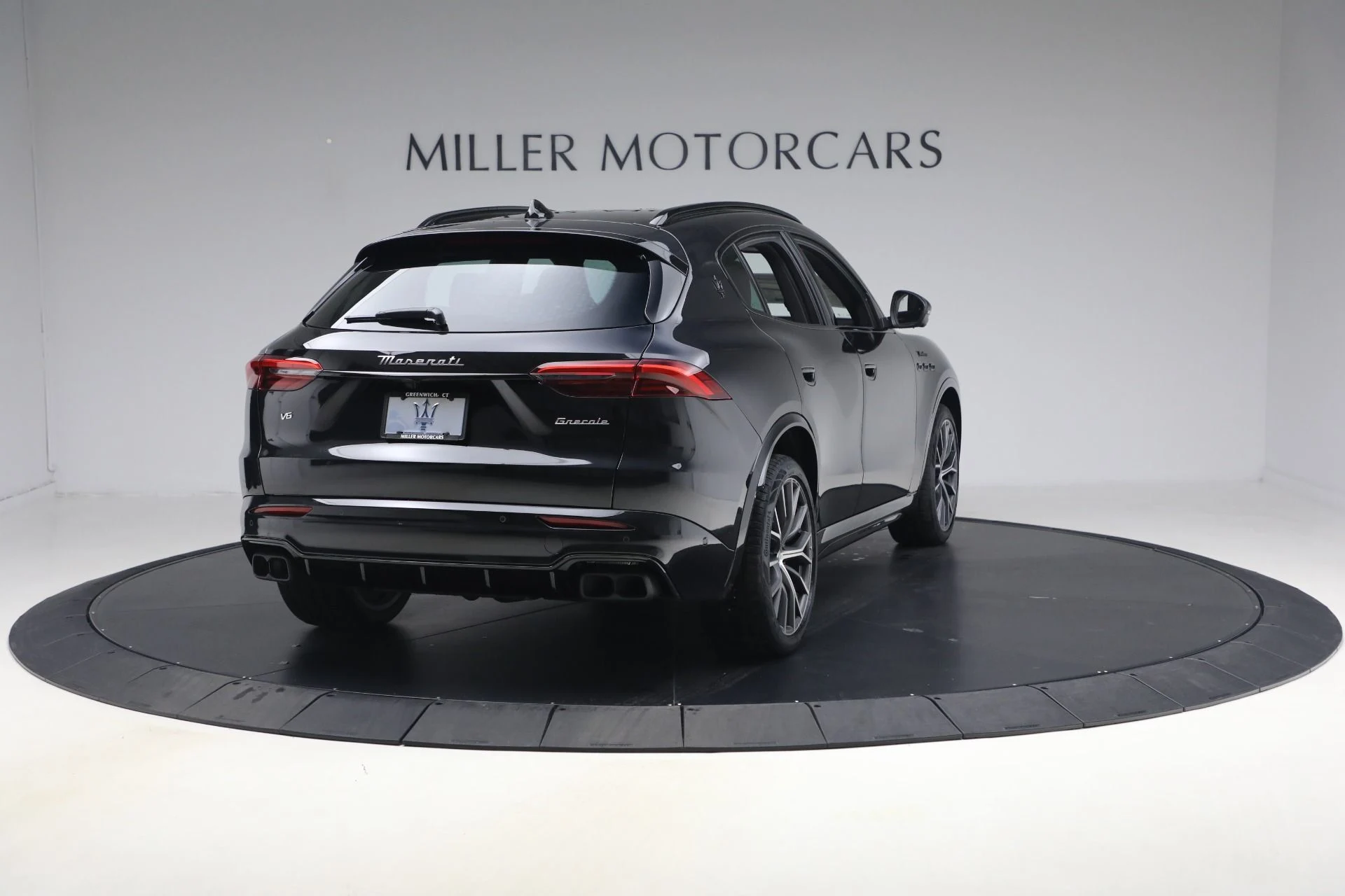 mph007_39951439_New_2026_Maserati_Grecale_Modena_1768426057_6bf08a1ea2