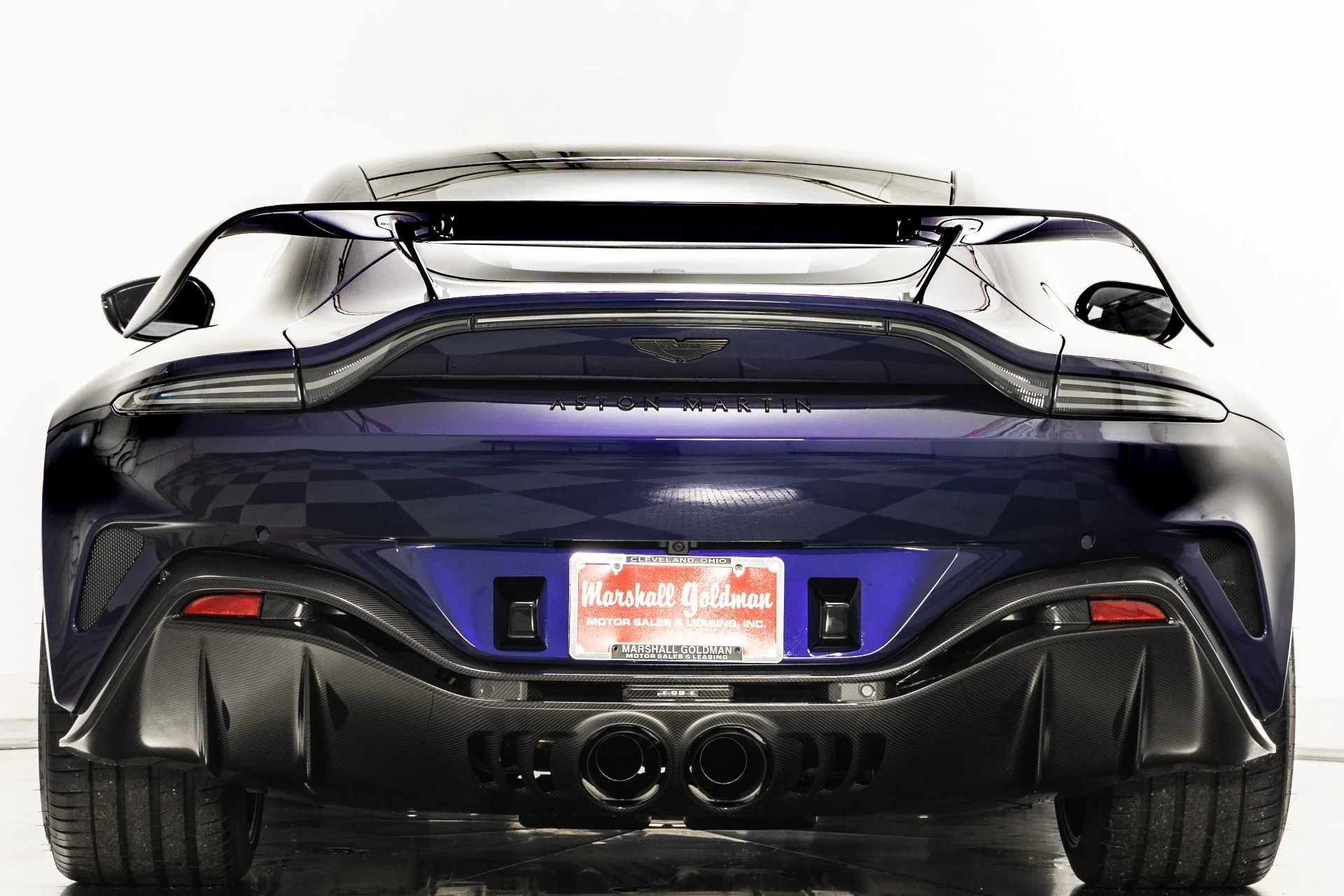 mph007_401543353_Used_2023_Aston_Martin_Vantage_V12_1755616740_a697b3f009