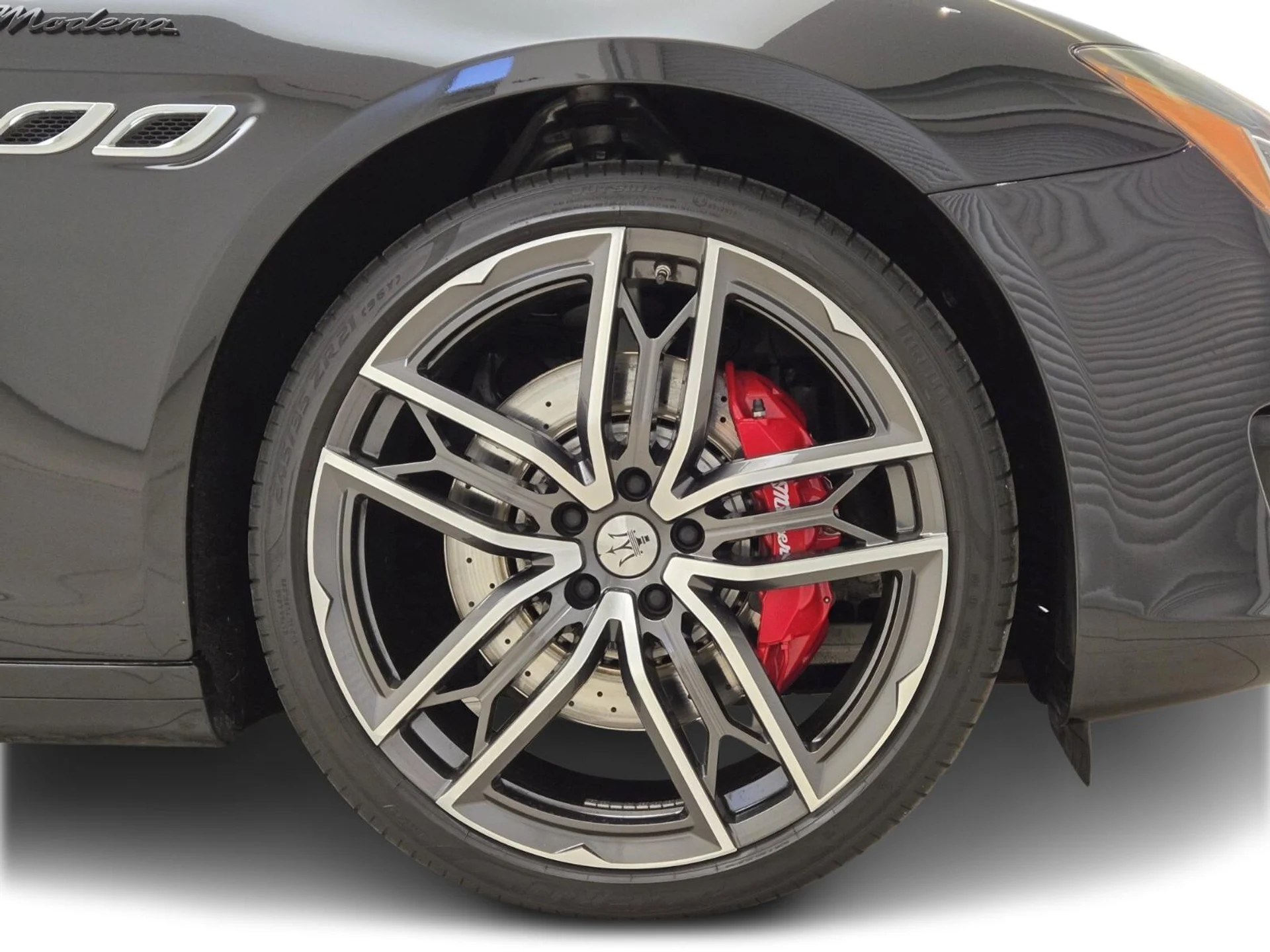 mph007_4015709087_Used_2022_Maserati_Quattroporte_Modena_1771397339_3b4feaf519