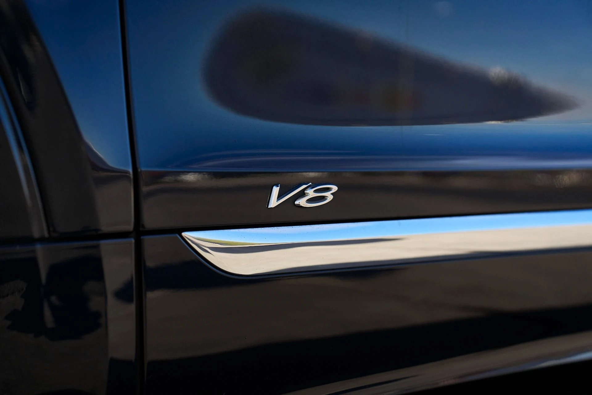 mph007_4027837202_Used_2021_Bentley_Bentayga_V8_1764208958_c7d256d04d