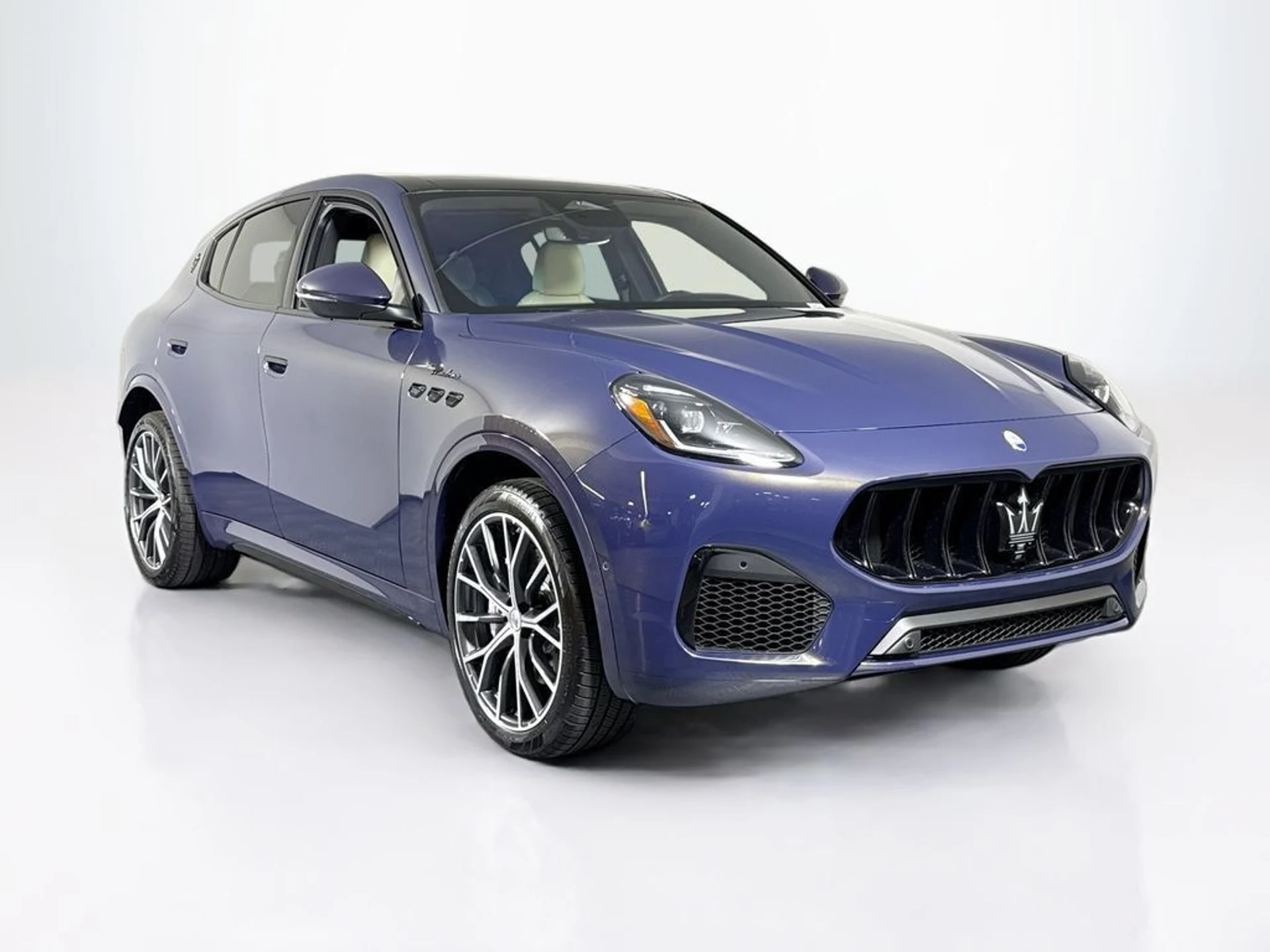 mph007_4031064659_new_2026_maserati_grecale_modenaawd_11350_23056160_7_1024_8d5cd88f64