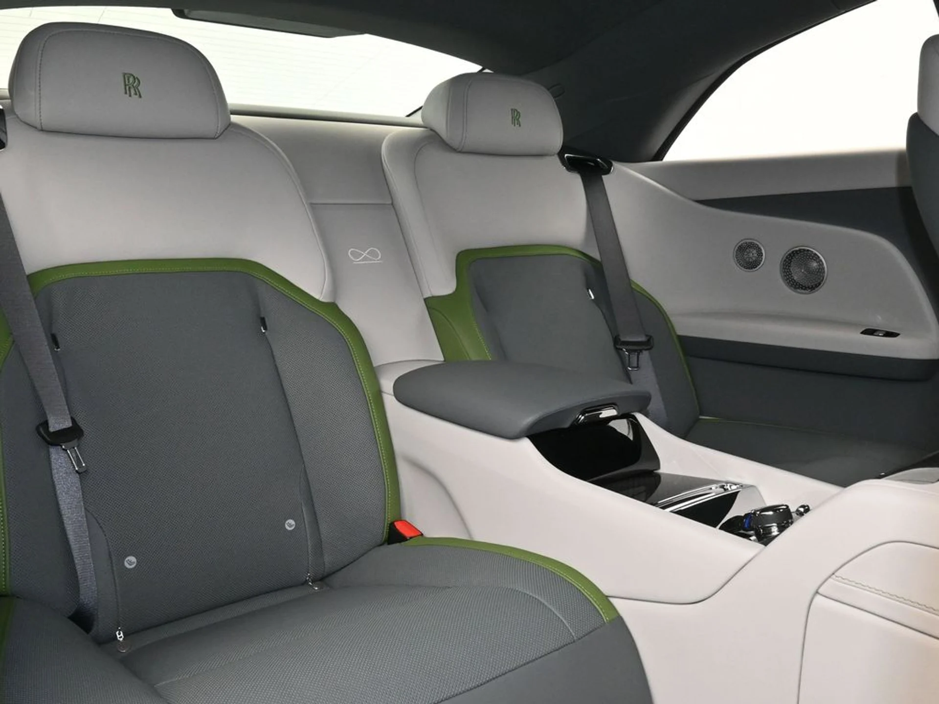 mph007_4031330456_f19cc3b025154839e992e80456507748x_5904343ed8