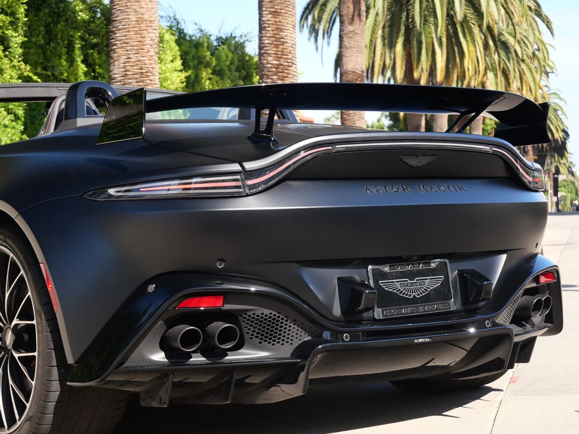 mph007_4034566031_5e40cb55443ac1aa55107f6a8d00c6c5x_71823f8386