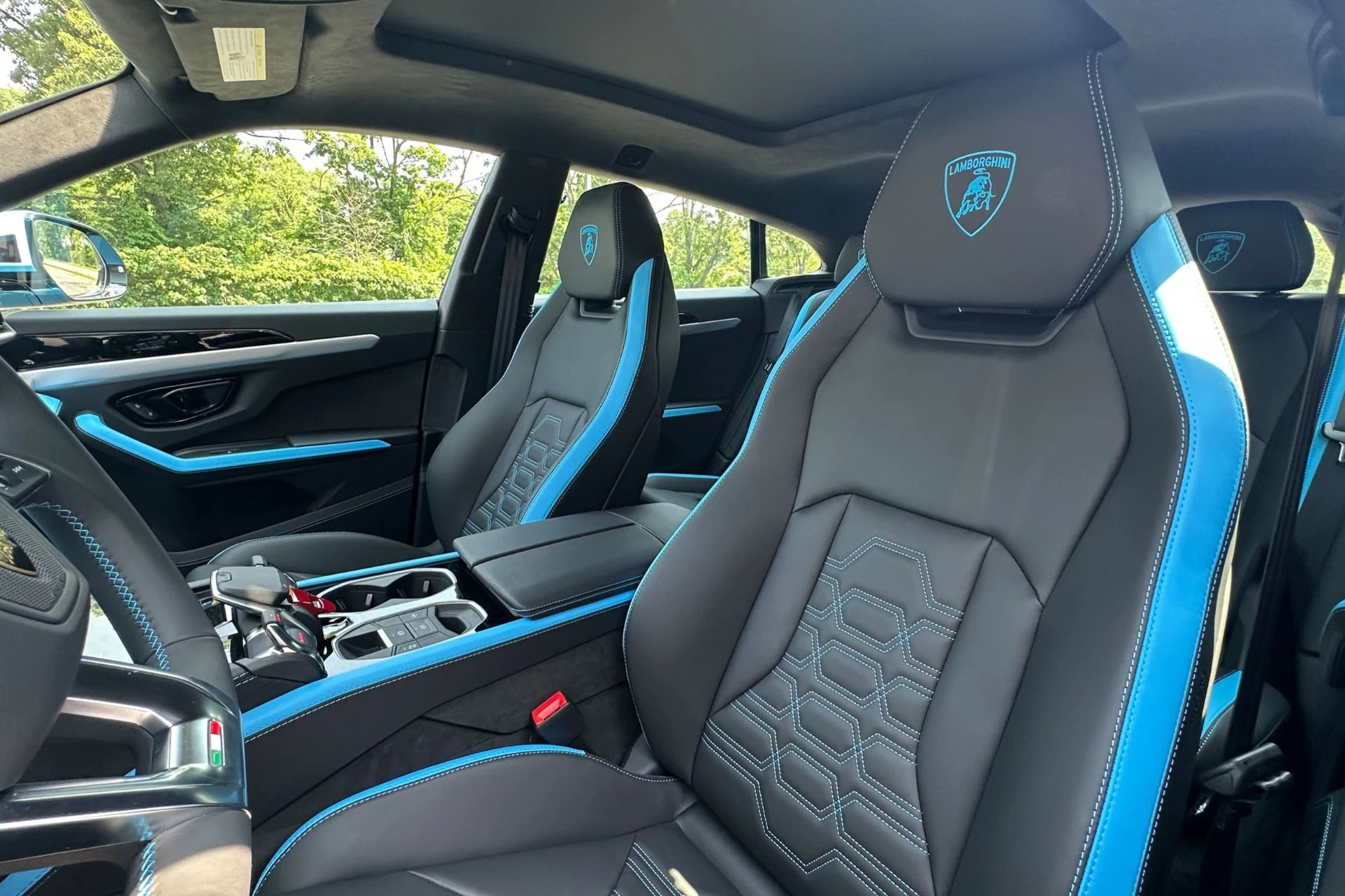 mph007_4039157048_New_2026_Lamborghini_Urus_SE_1782998768_d68fd2e51b