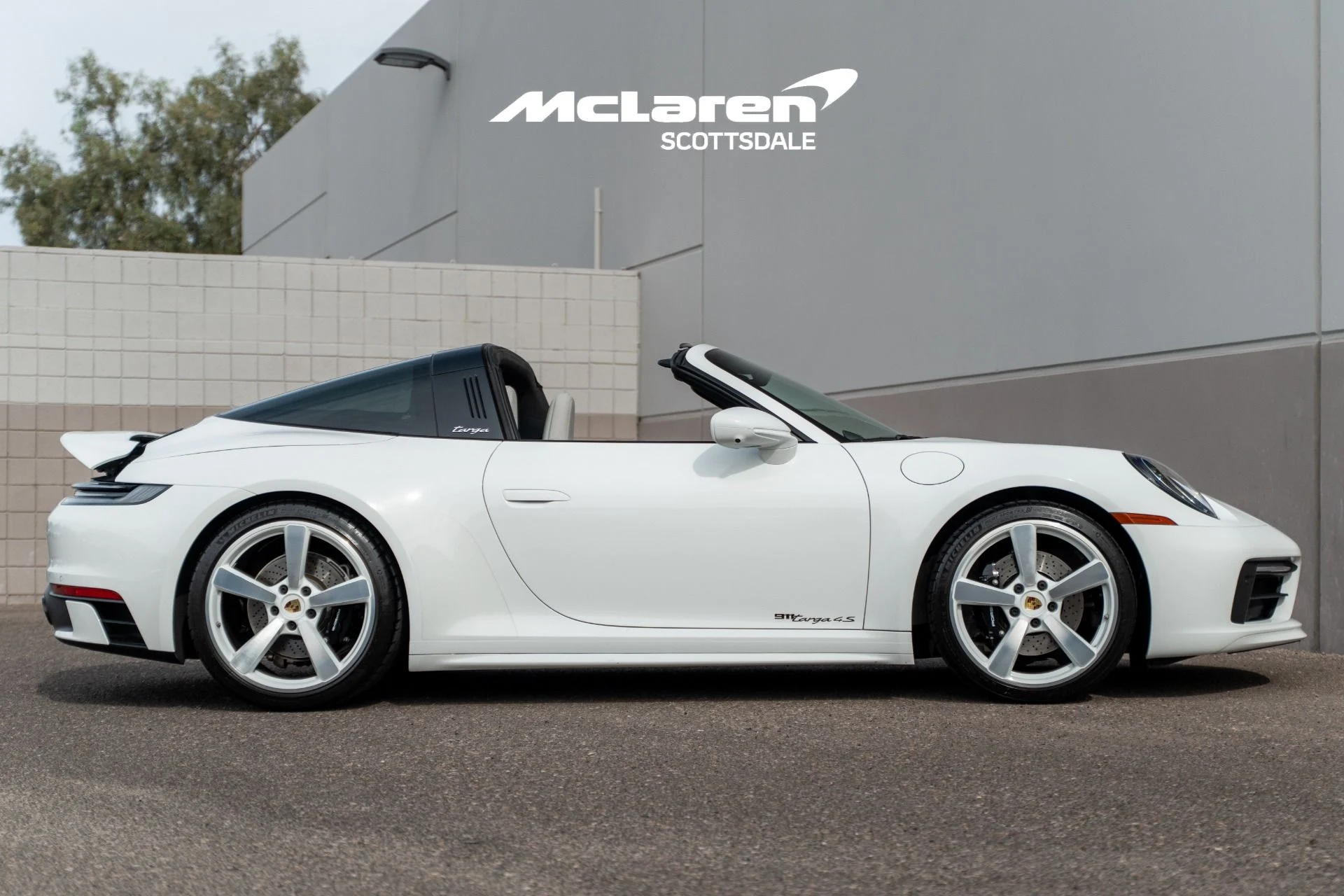 mph007_4048271012_Used_2023_PORSCHE_911_Targa_4_GTS_1778880632_ff15f44c9a