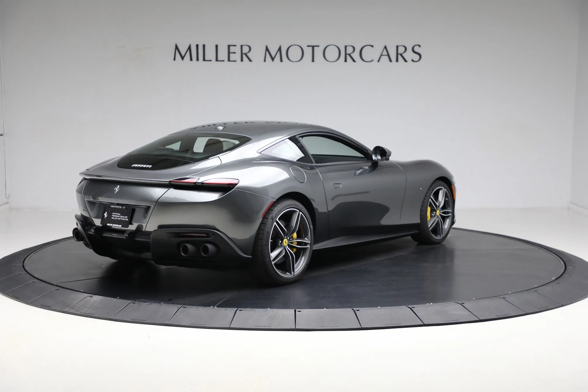 mph007_4049100684_Used_2024_Ferrari_Roma_67f1de10de