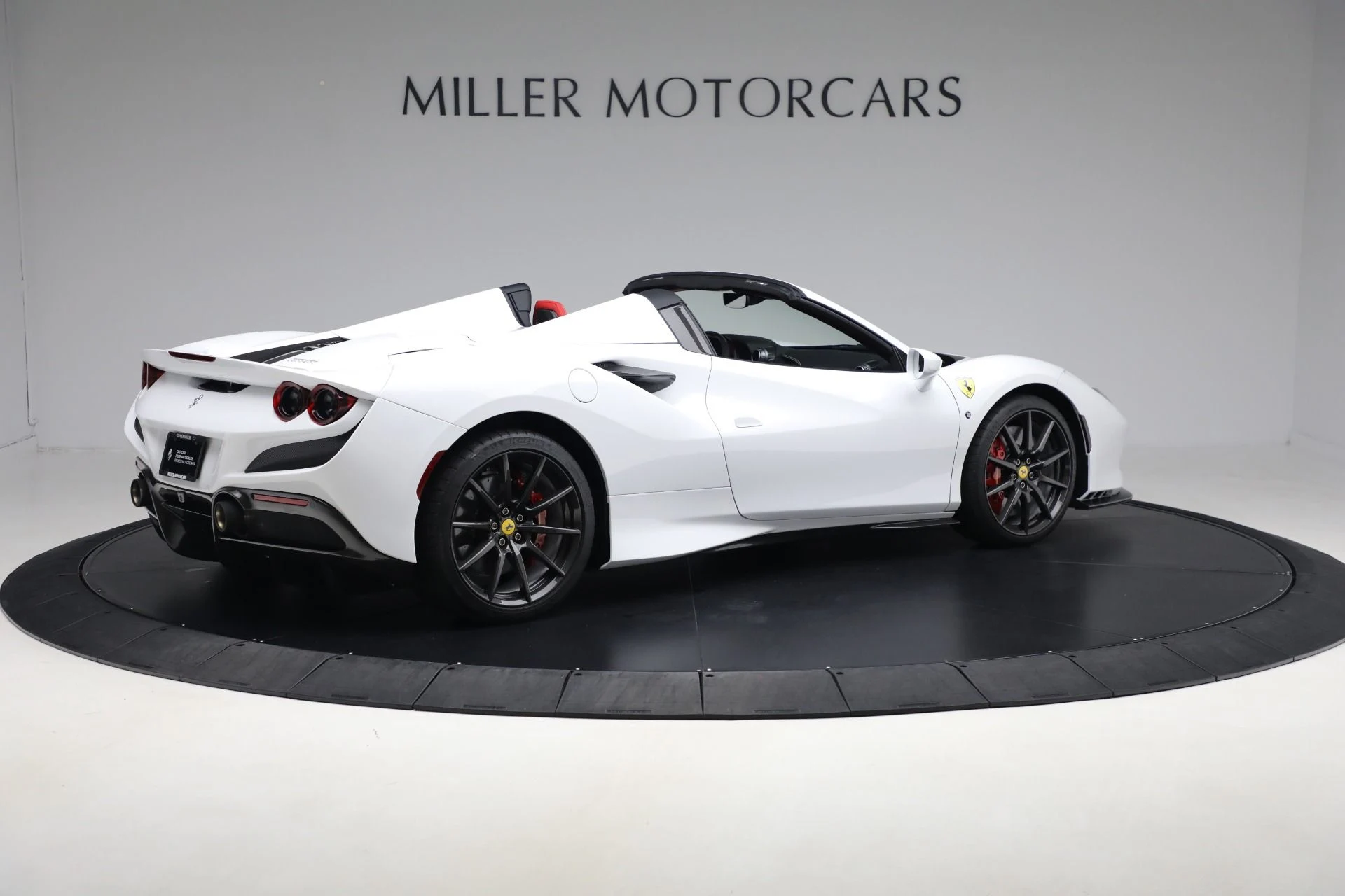mph007_4058590565_Used_2023_Ferrari_F8_Spider_75fb471e77
