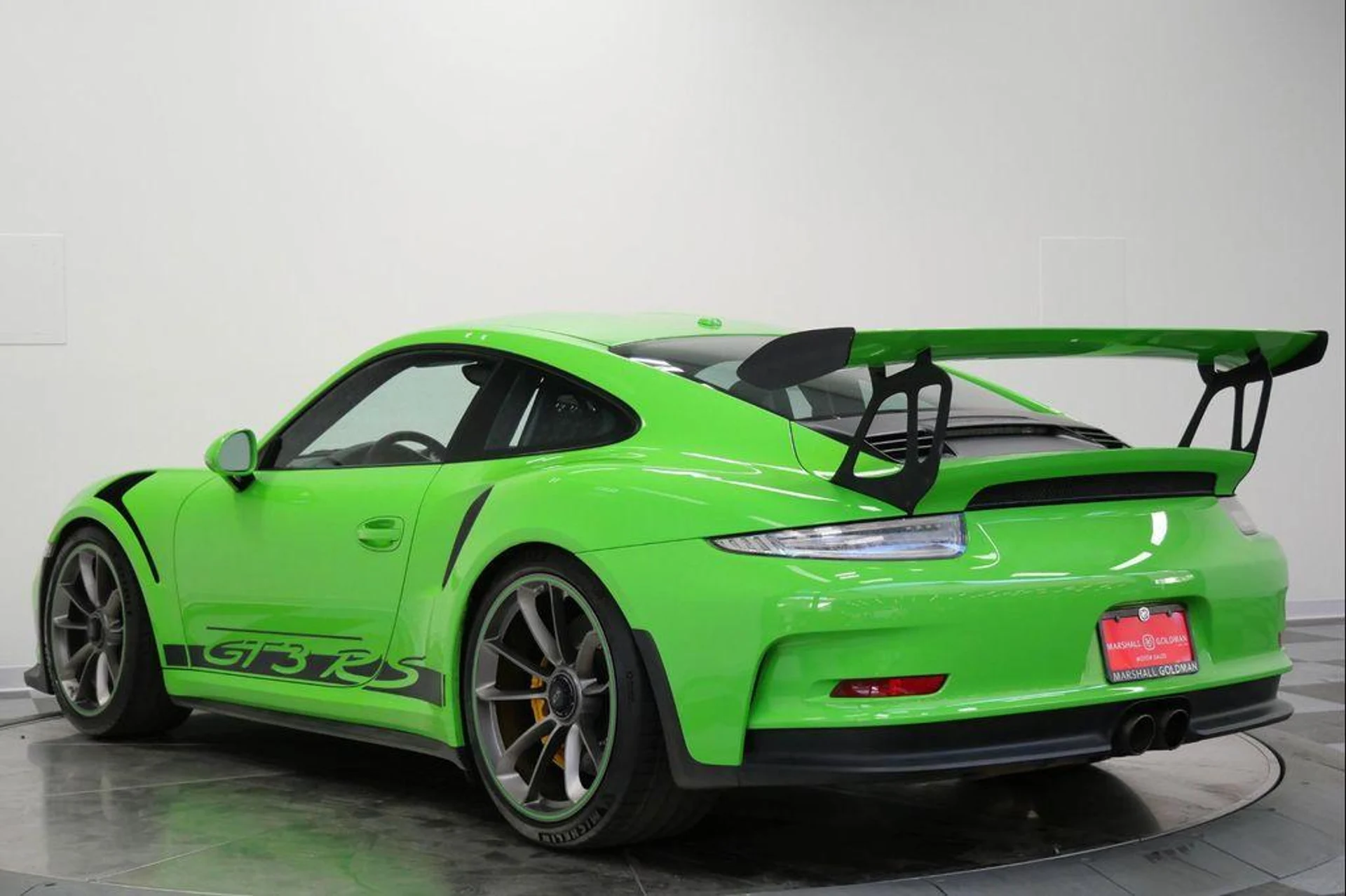 mph007_4063514278_6_s1_R_v_Ar_W_Svt9_Qk5wxas_FOVUHU_a322946fd8