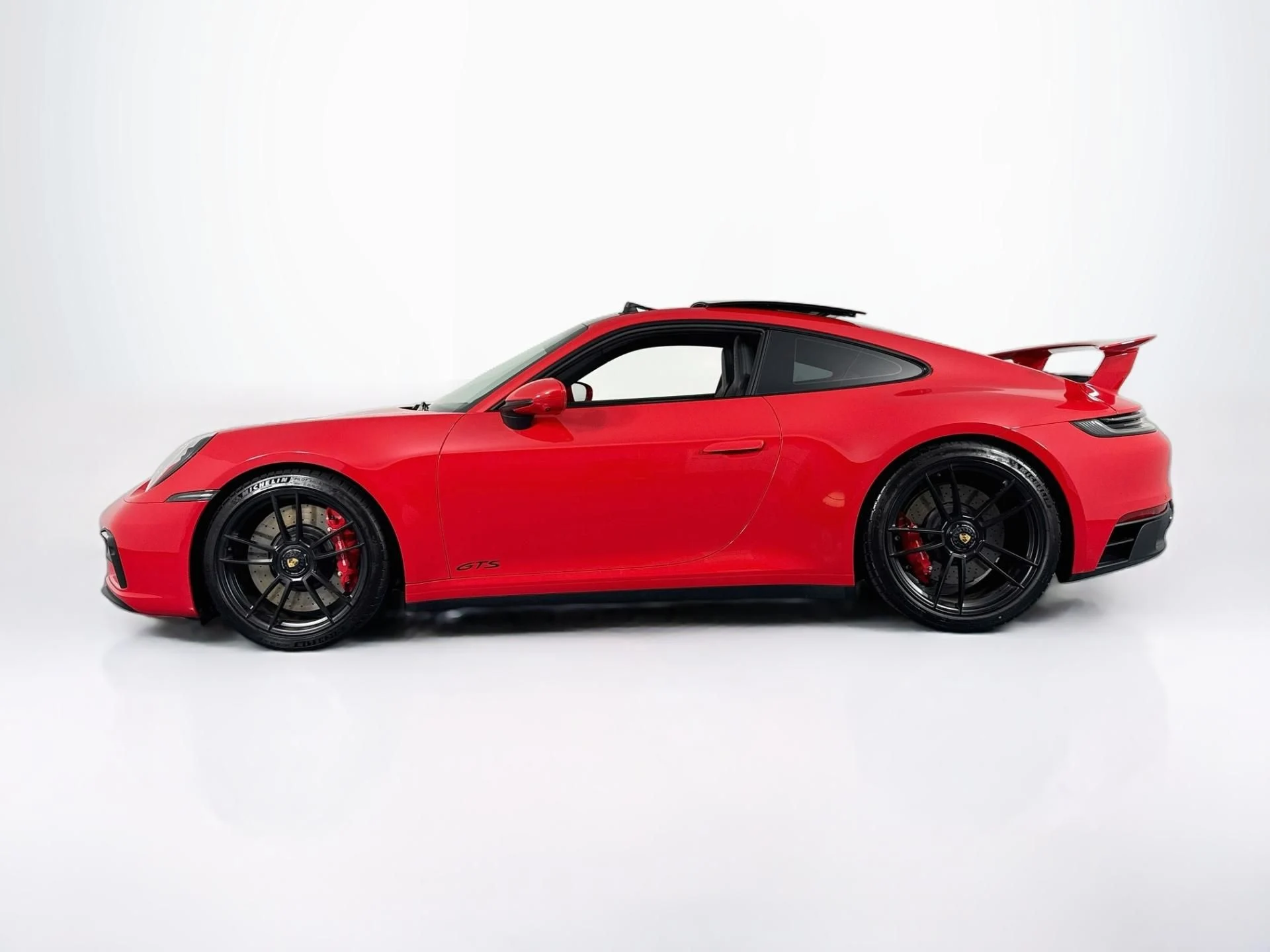 mph007_4067131000_Used_2024_Porsche_911_Carrera_GTS_1787948871_2ff3e543fa