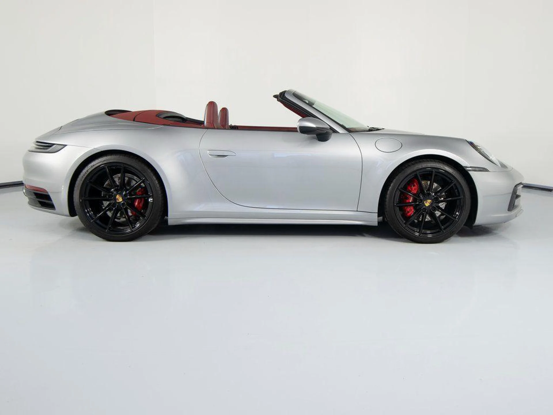 mph007_4073985377_y9v95xsumr_Ejq_Z1ap_g0_Phru_Ba_E_eb43c5811e