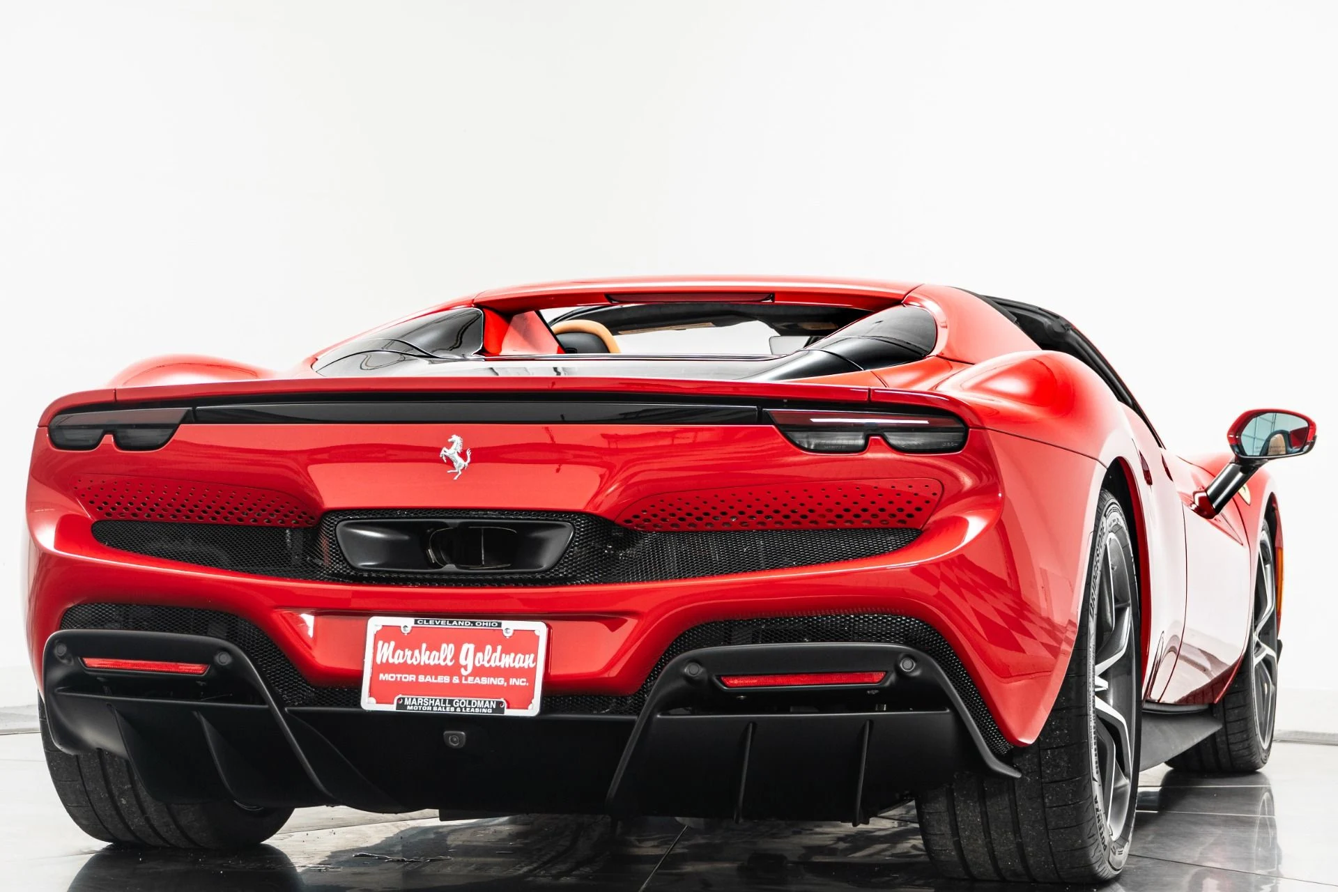 mph007_4076276160_Used_2025_Ferrari_296_GTS_1752590210_cfdec338d9