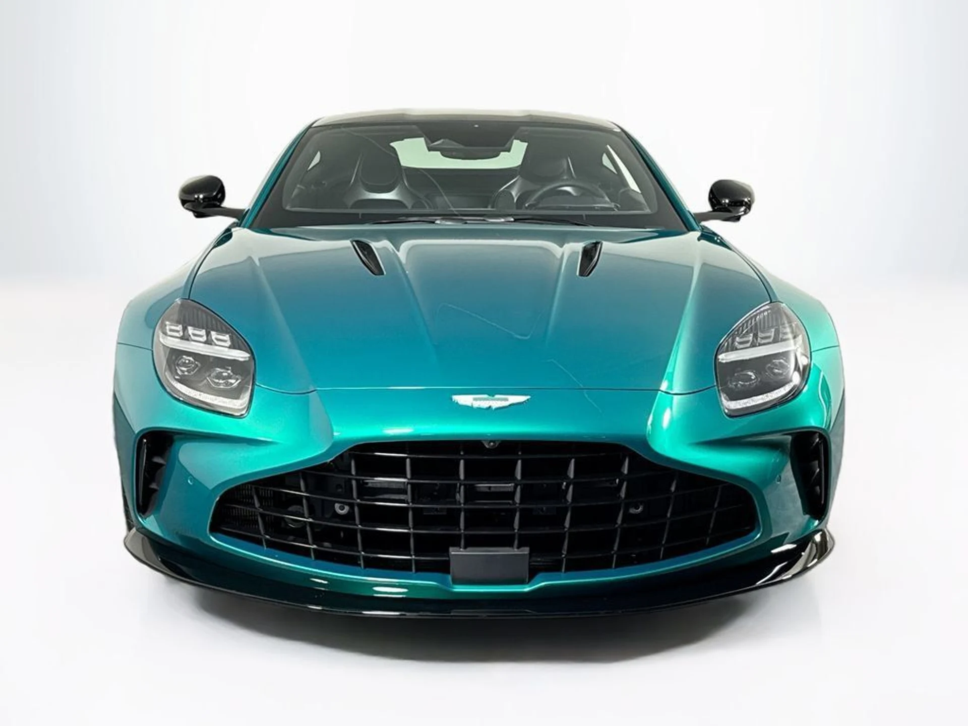 mph007_4076968686_new_2026_aston_martin_vantage_scoupe_11350_23067124_8_1024_a79669d75d