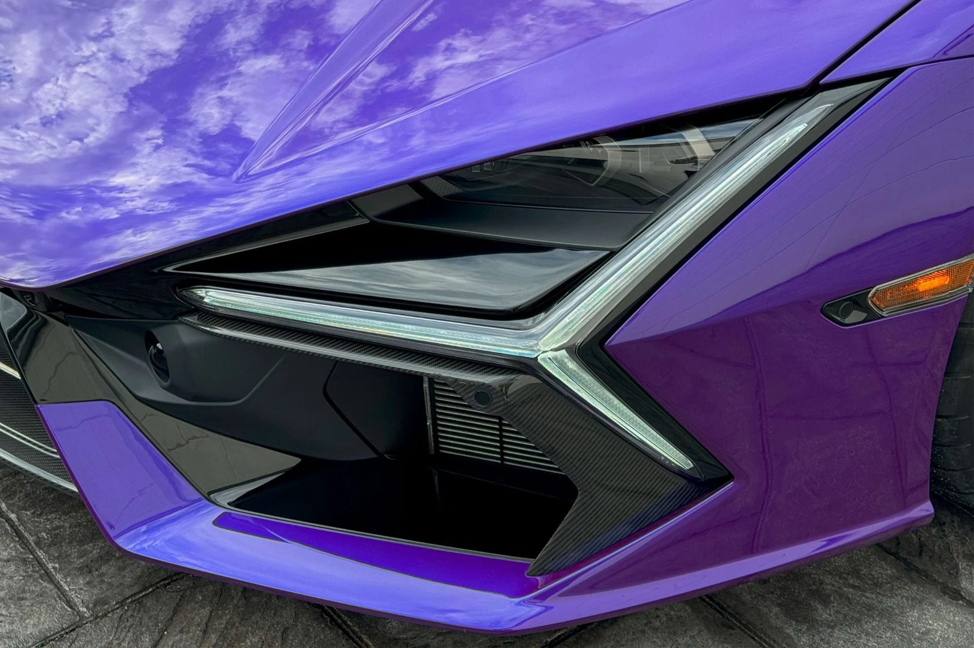 mph007_4088216992_Used_2024_Lamborghini_Revuelto_1752181790_ceab877d76