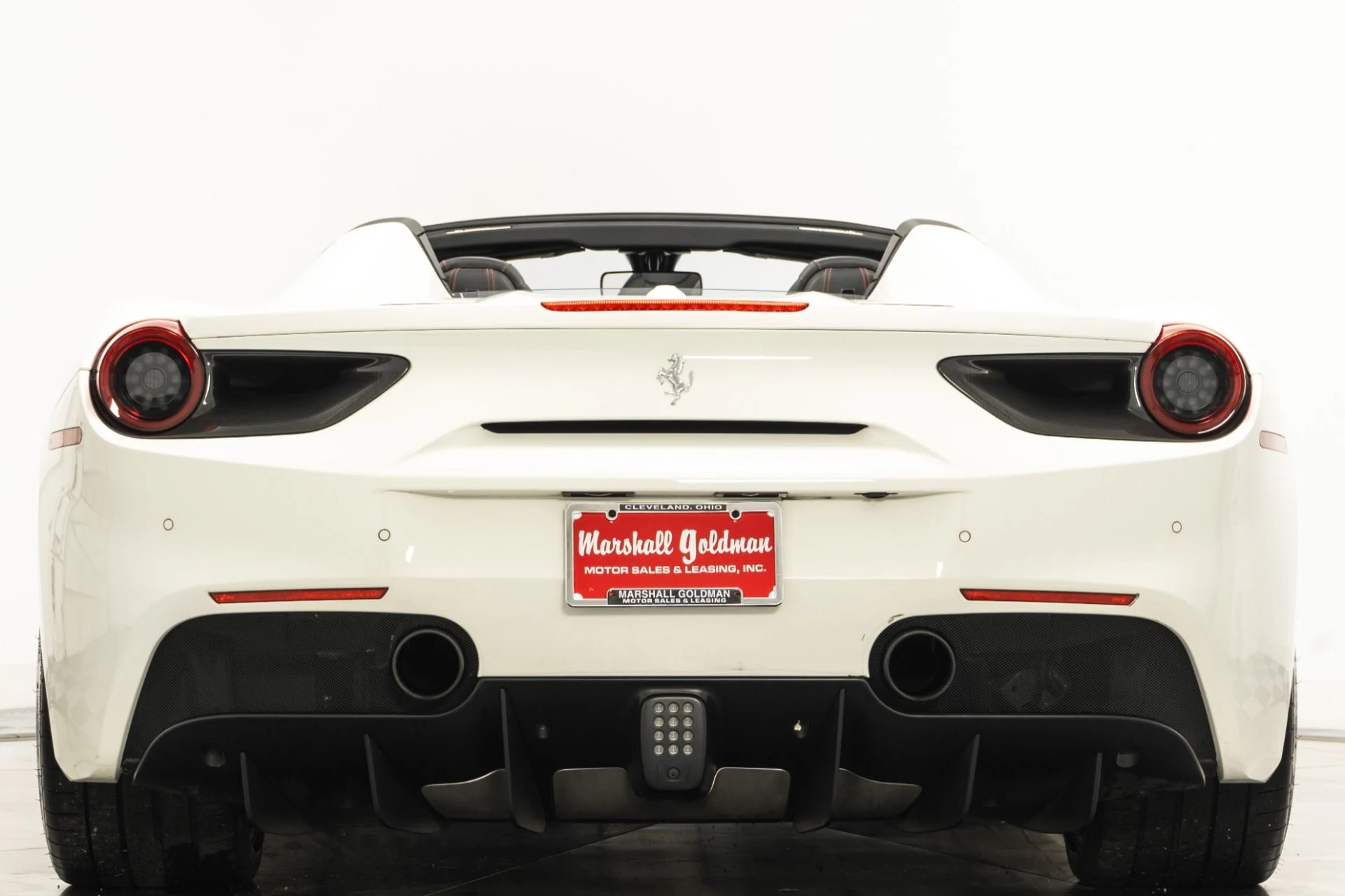 mph007_4091246836_Used_2017_Ferrari_488_Spider_1761946233_ad0860b387