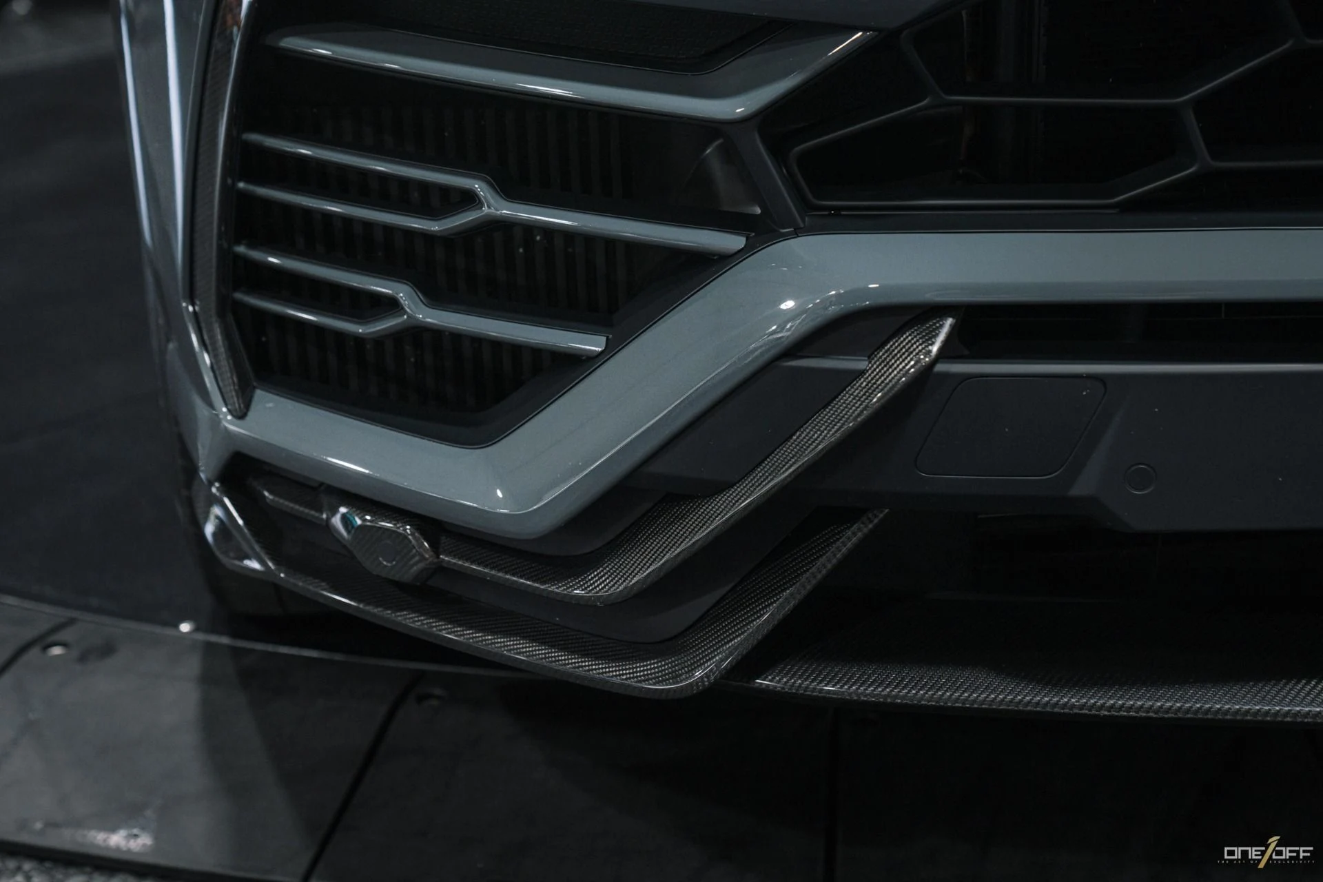 mph007_4102942346_Used_2022_Lamborghini_Urus_306_K_MSRP_ALL_Carbon_Grigio_Telesto_Paint_1752782699_0416997485