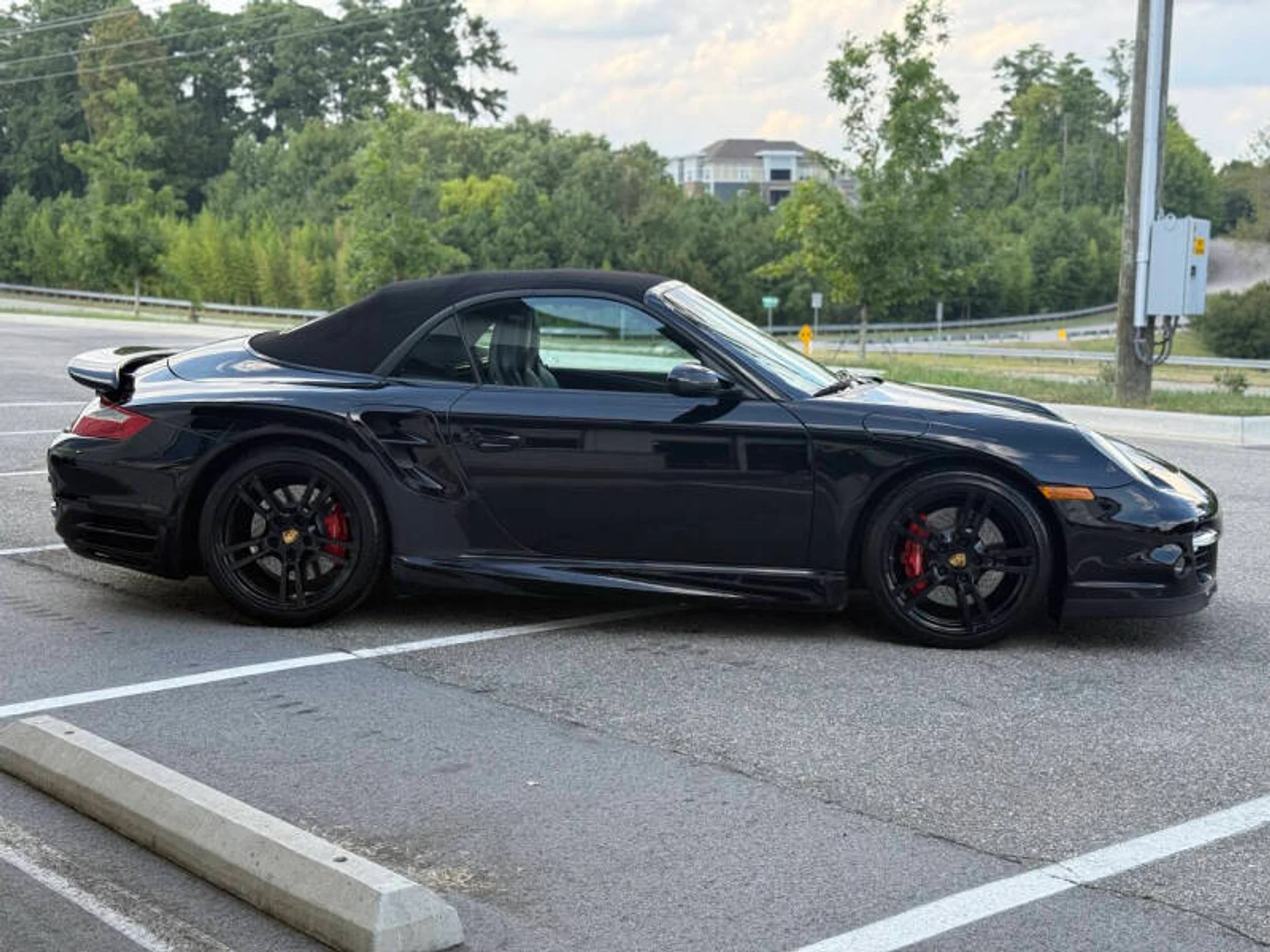 mph007_412330450_2008_porsche_911_turbo_awd_2dr_convertible_35e79b8b1c