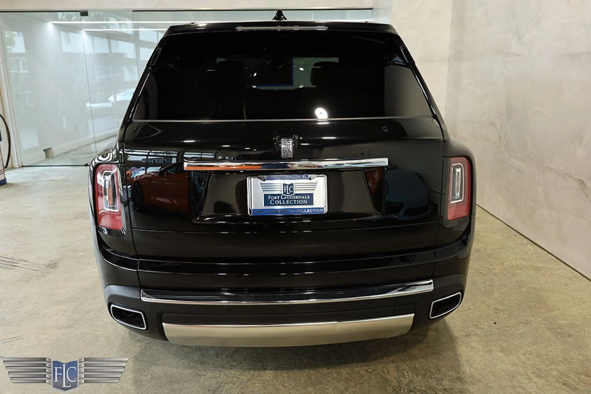 mph007_4127061688_used_2024_rolls_royce_cullinan_sportutility_9689_22979404_8_1024_31b370bd55