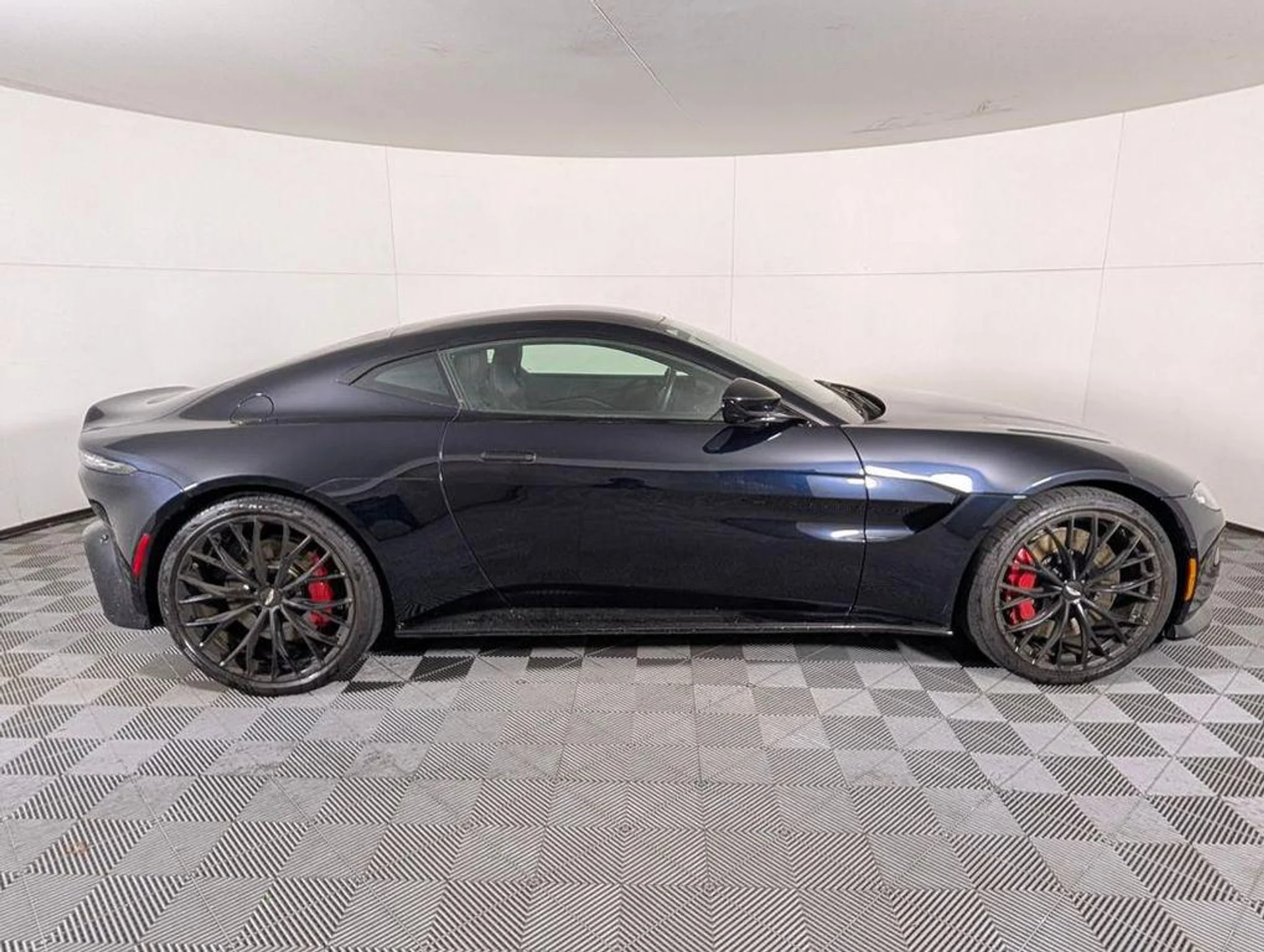 mph007_4130244748_v_IC_0_Sawrz_4j_OSOW_Cs_UHO_0r_x_4_9953212de5