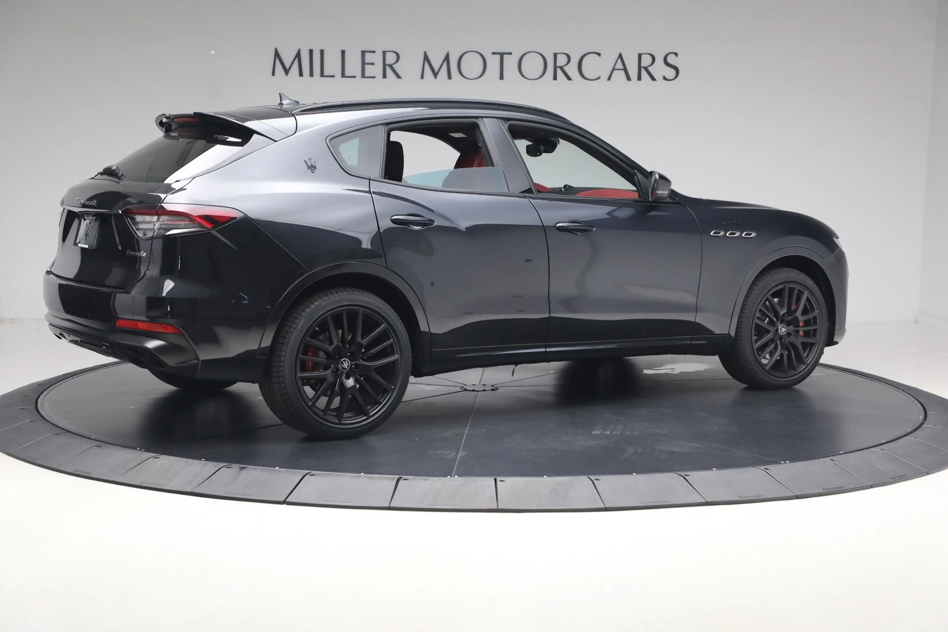 mph007_4135830505_Used_2022_Maserati_Levante_Modena_1778957169_0117b66862