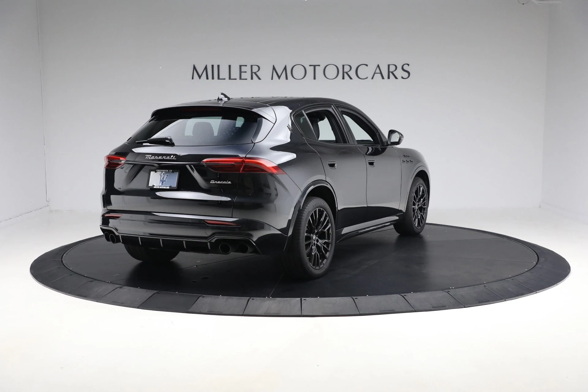 mph007_4135991069_New_2025_Maserati_Grecale_Modena_62d935c21b