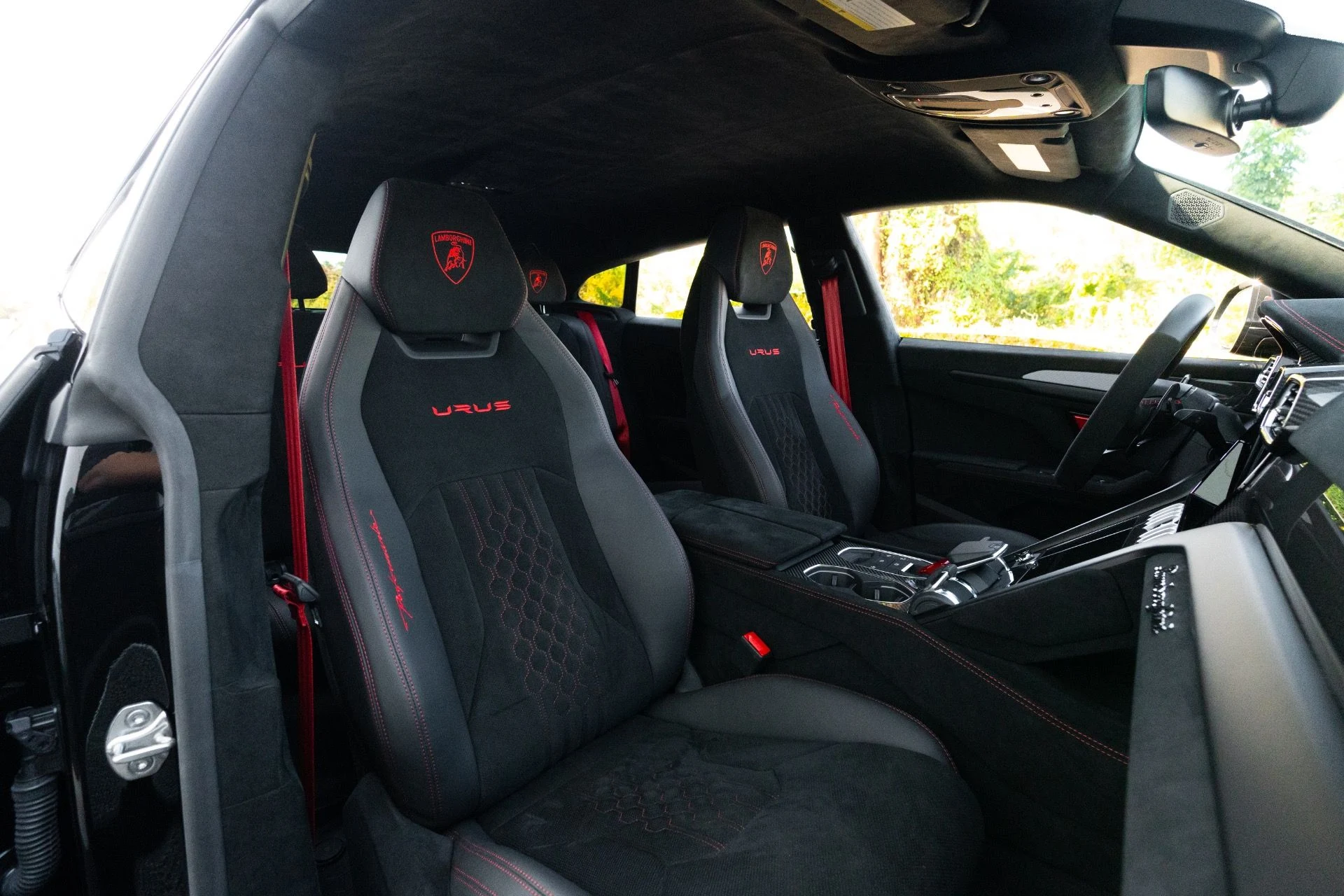 mph007_4149031685_Used_2024_Lamborghini_Urus_Performante_1770940170_90ed56a0cc