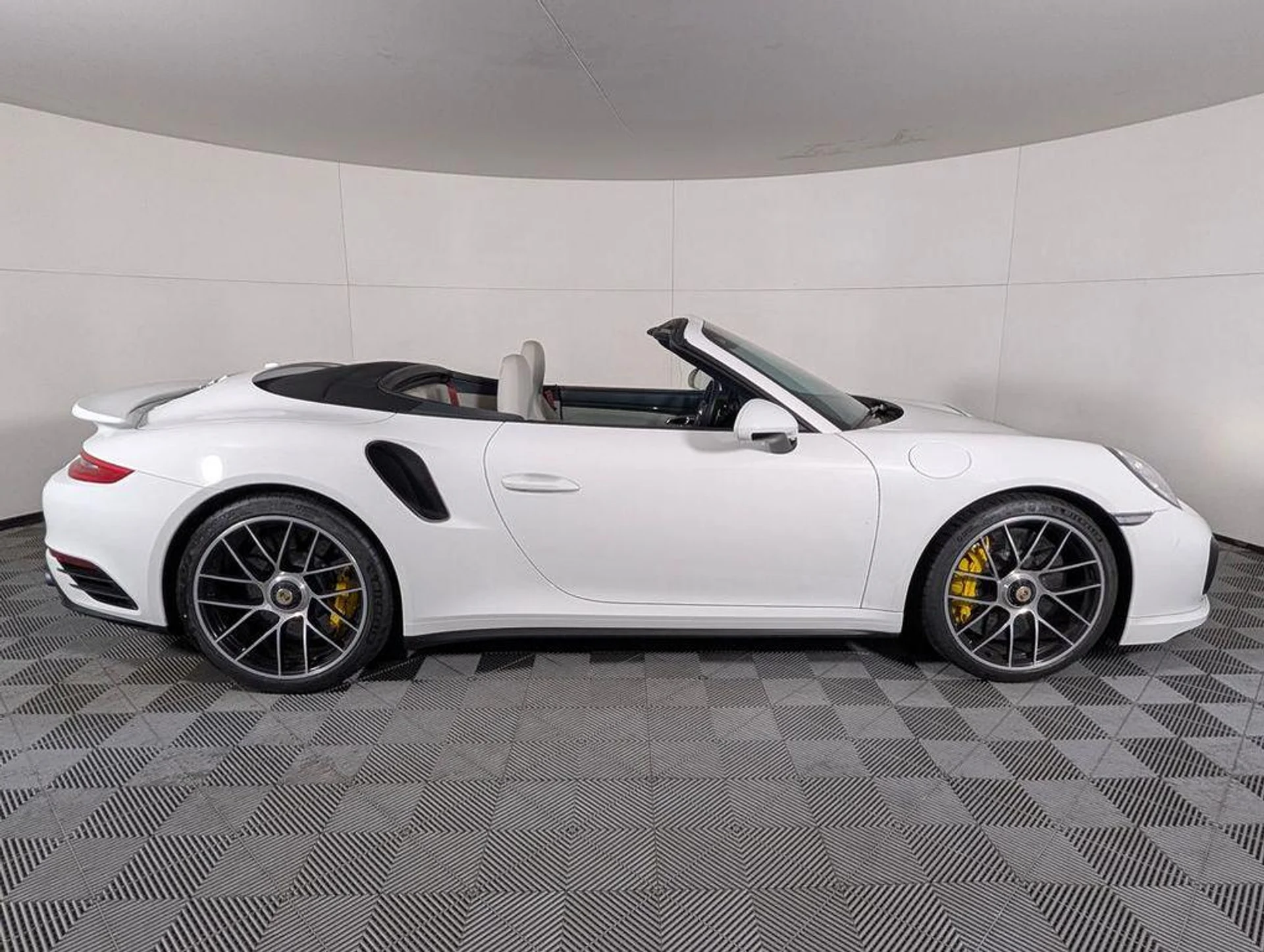 mph007_4154399434_xb010_ZIN_8k_XC_Eq_C71phq82_Y4u_XY_6996d88821