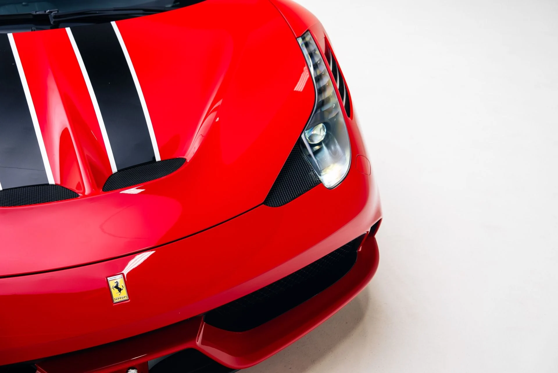mph007_4155493847_Used_2015_Ferrari_458_Speciale_1766529328_89143ed1b9