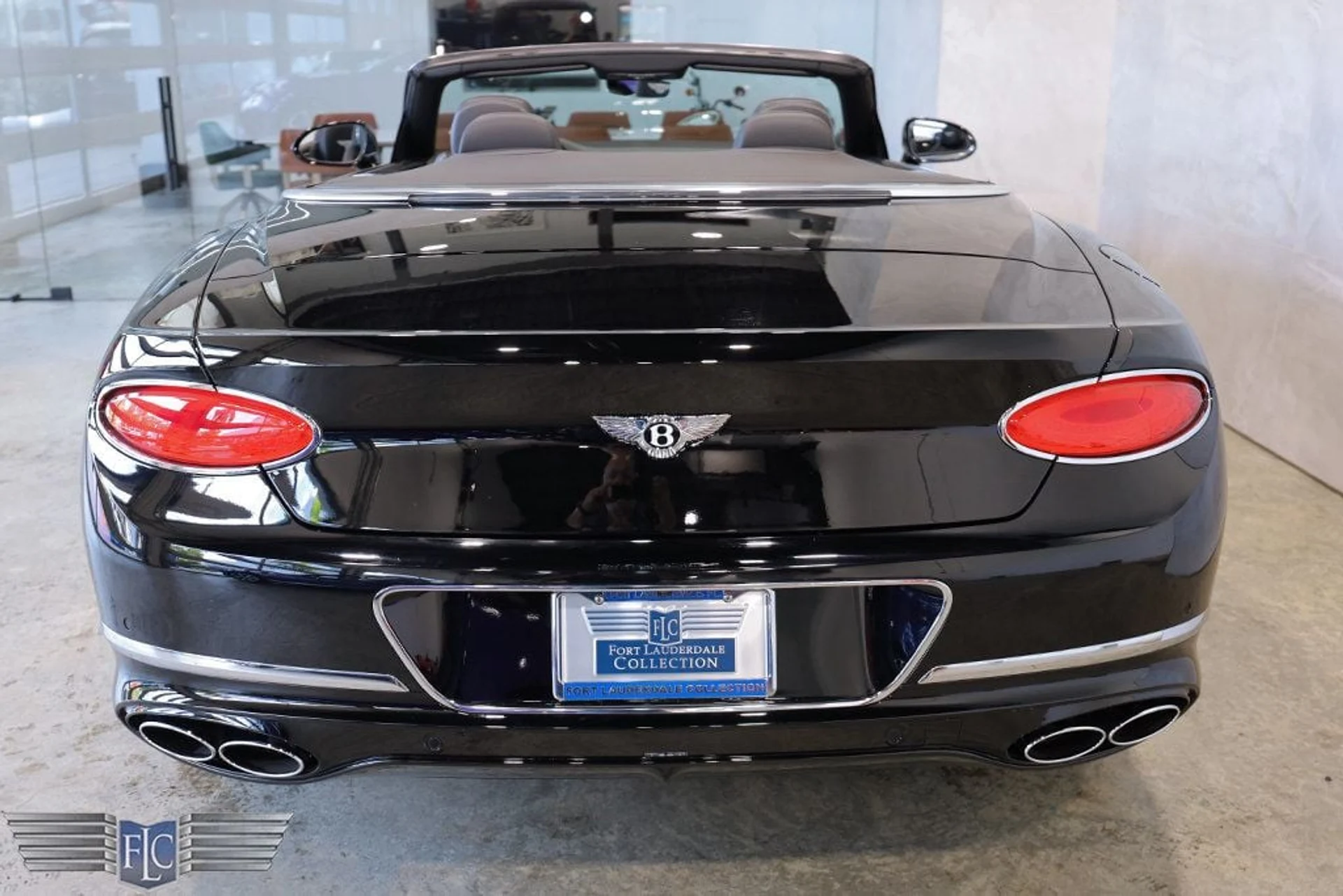 mph007_4161026320_used_2022_bentley_continental_gtcv8mullinerconvertible_9689_22970433_8_1024_4a0d6c59f2