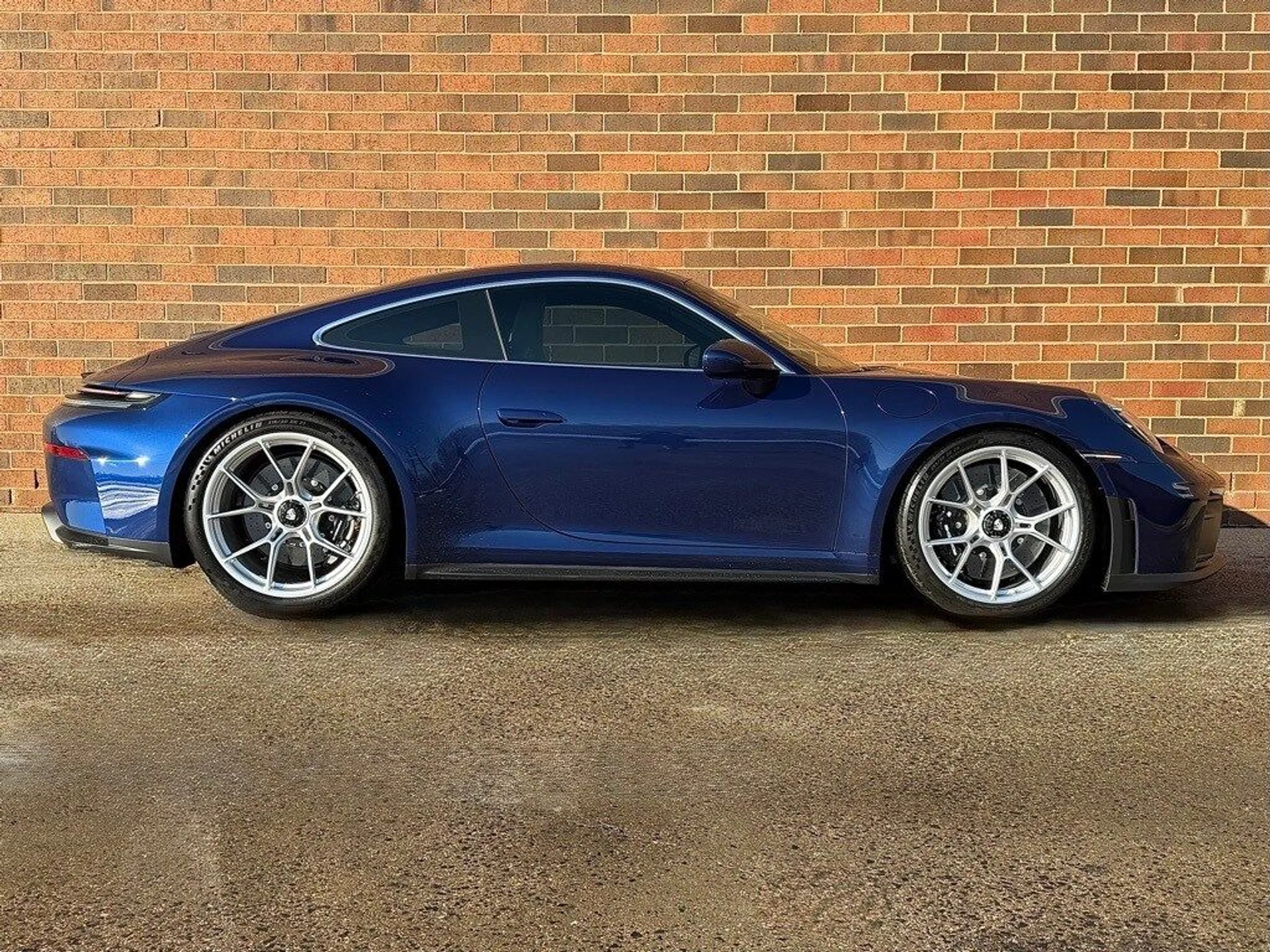 mph007_417595636_df86cc6256d221c8bb2058cd185f2e7ax_e4f23e57de