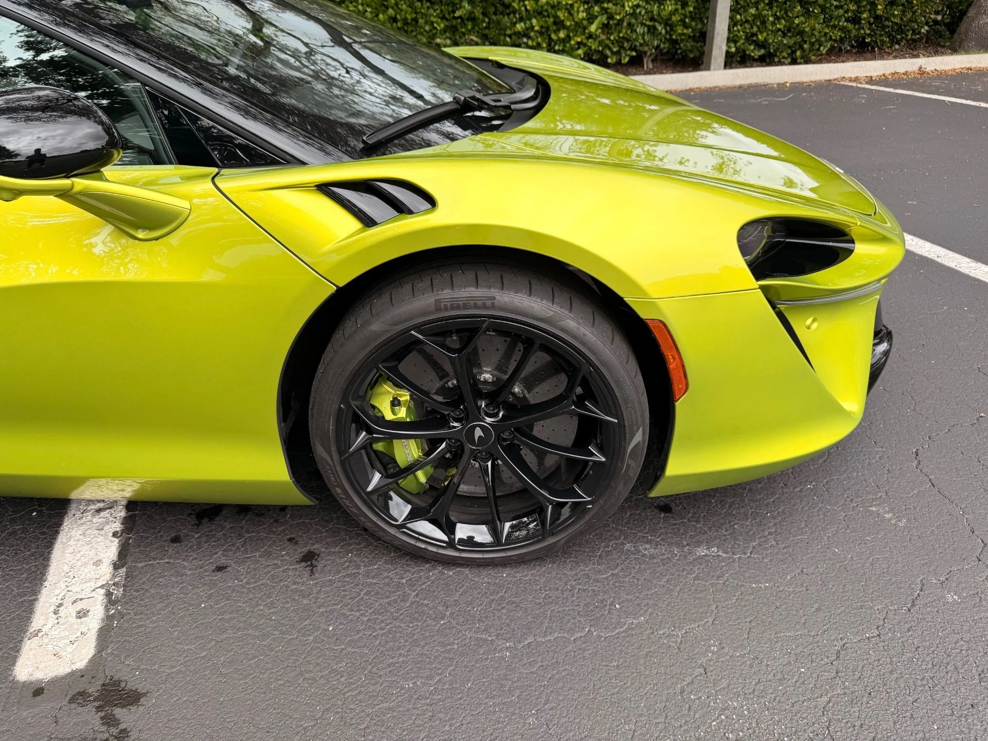 mph007_4176019653_Used_2023_Mc_Laren_Artura_1765484437_fecbbeabc9